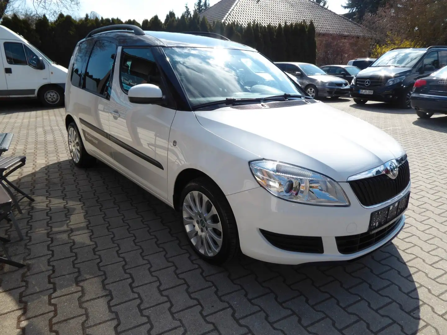 Skoda Roomster Ambition Plus Edition Alu16"/Navi/SHZ Blanco - 2