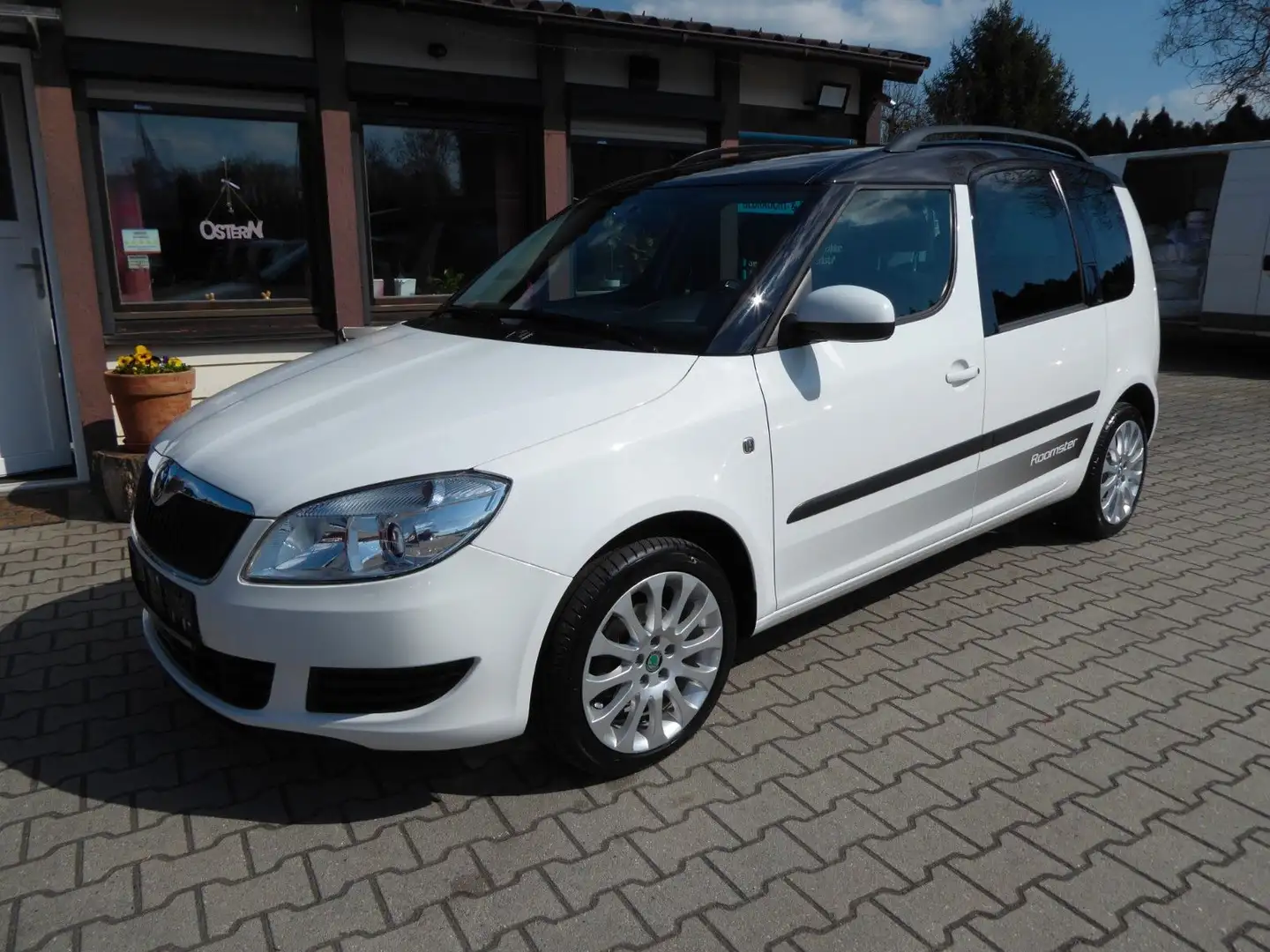 Skoda Roomster Ambition Plus Edition Alu16"/Navi/SHZ Blanco - 1