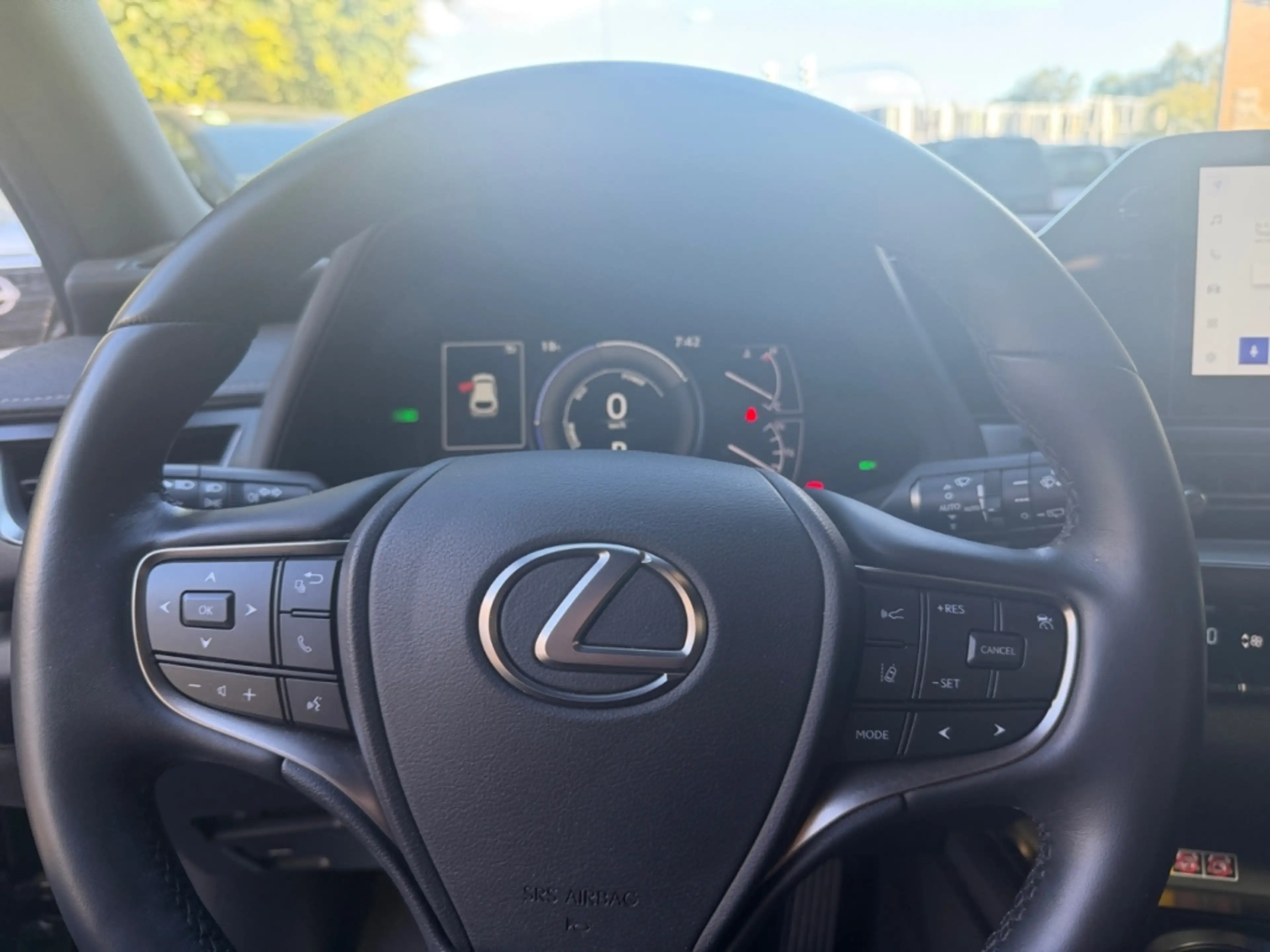 Lexus UX 250h Style Edition *LED*ACC*RCam*SHZ*CarPlay* — photo 13
