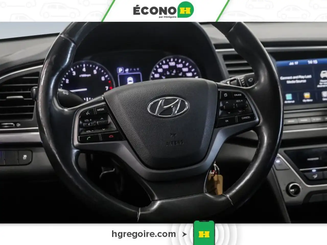 Hyundai ELANTRA photo Hyundai ELANTRA
