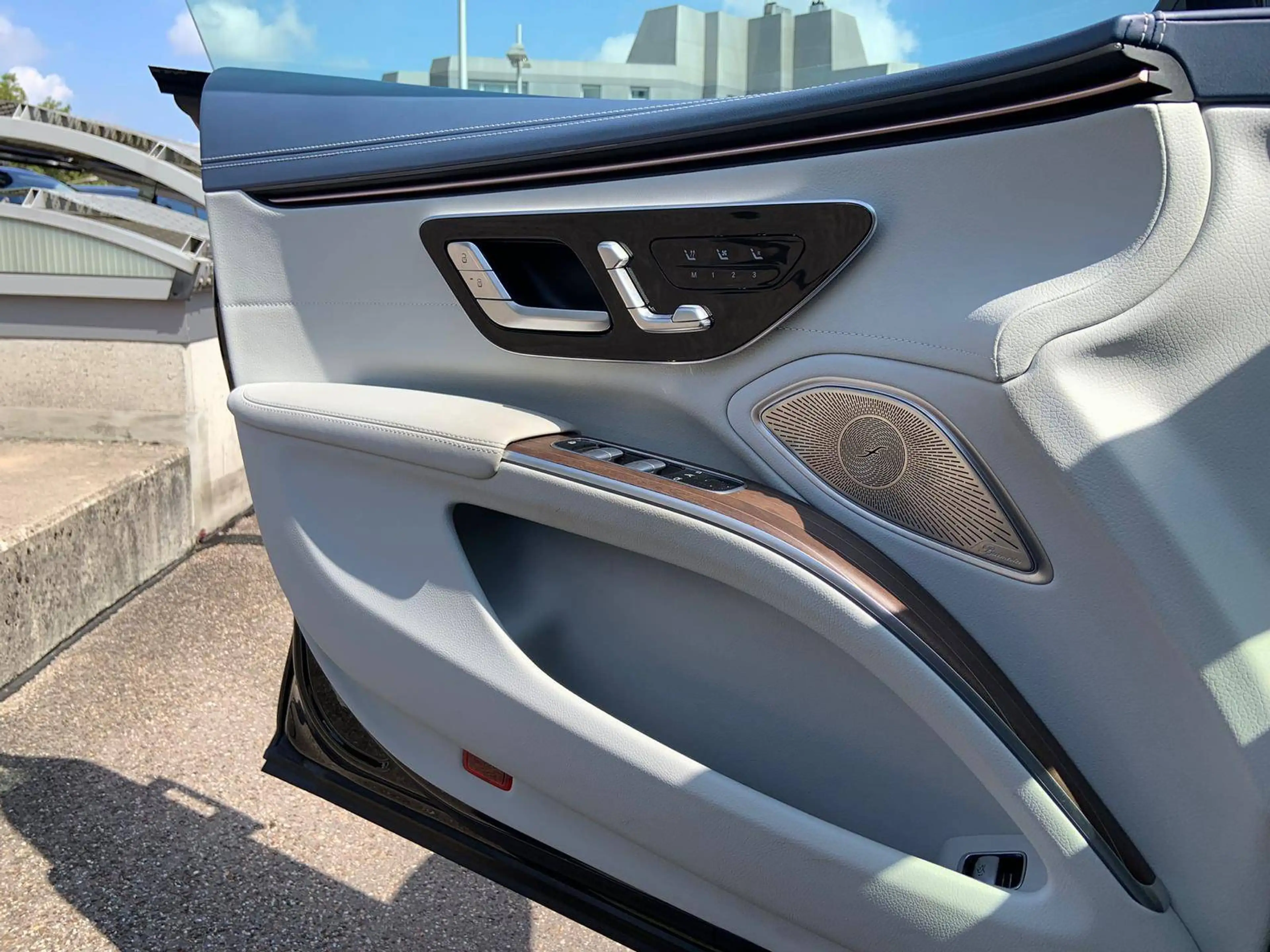 Mercedes-Benz EQS EQS 580 4Matic Edition 1 (297.144) — photo 15