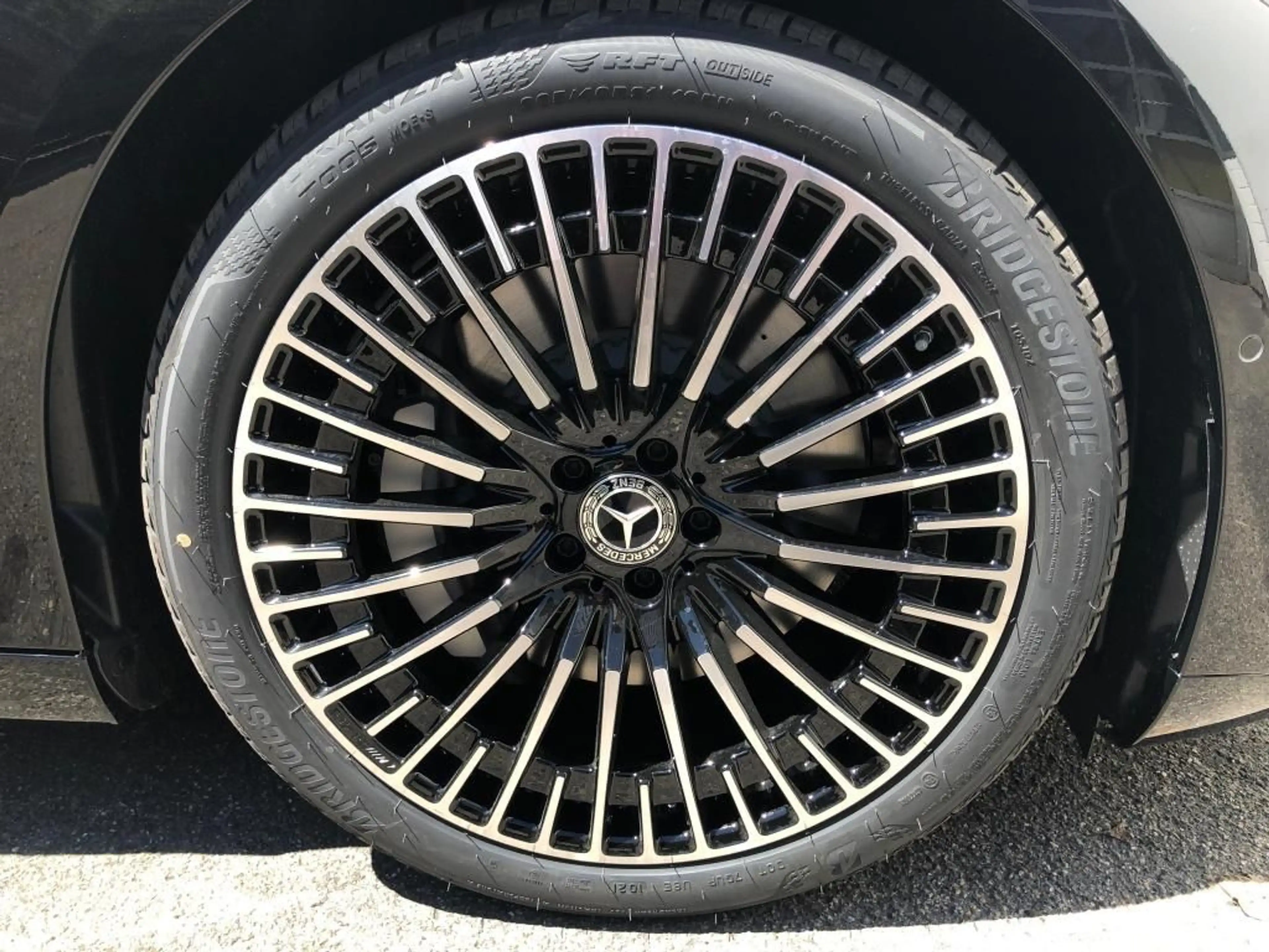 Mercedes-Benz EQS EQS 580 4Matic Edition 1 (297.144) — photo 12