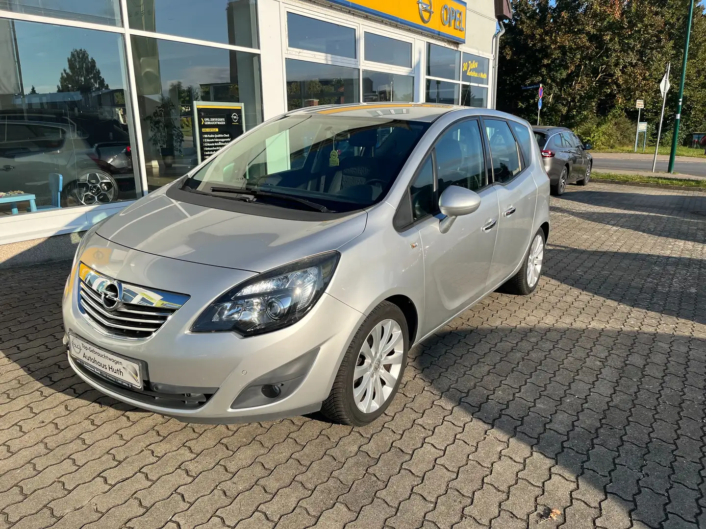 Opel Meriva Innovation Silber - 2