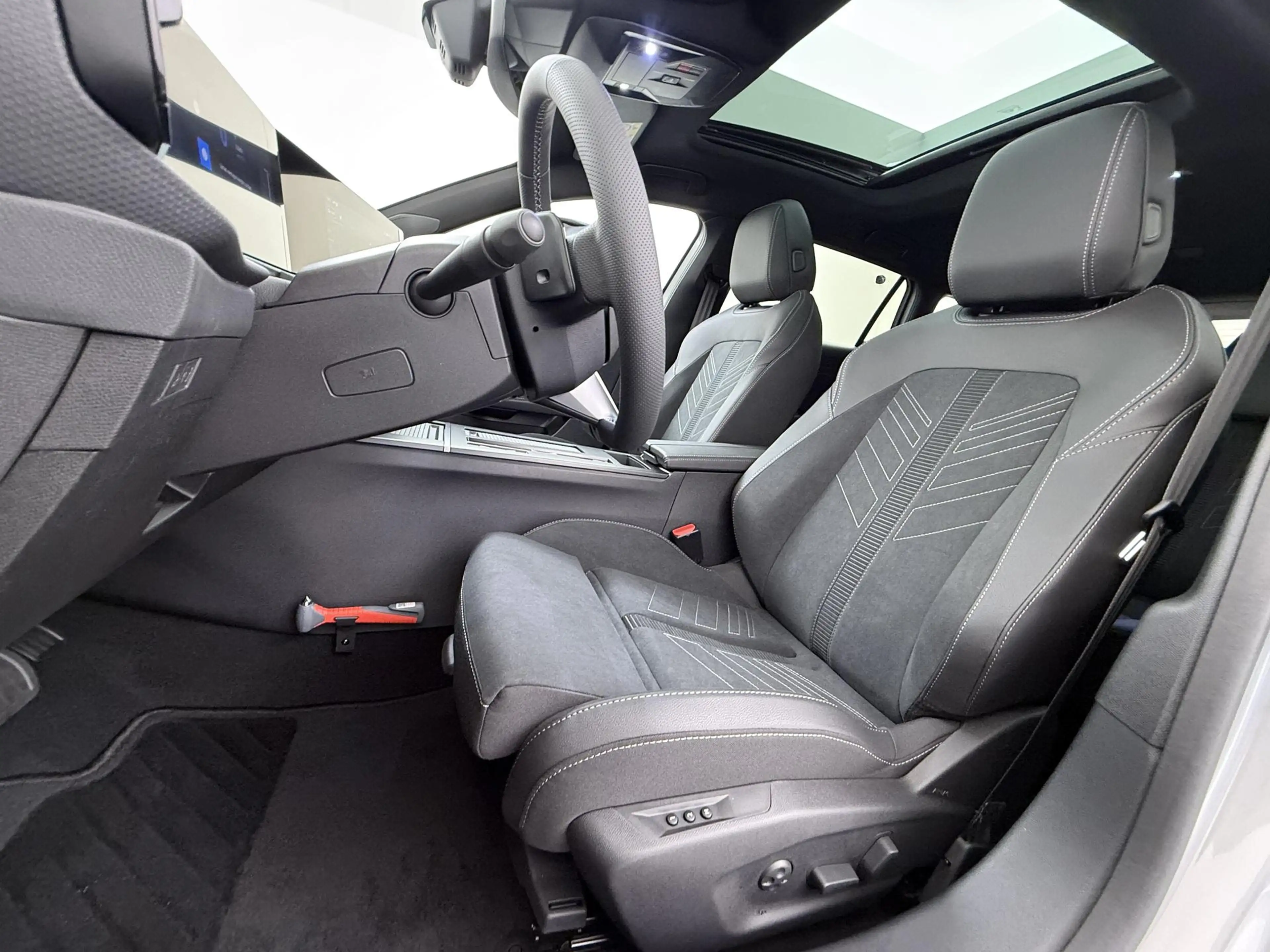 Opel Astra Sports Tourer 1.6 Turbo Plug In Hybrid Ultimate | — photo 13