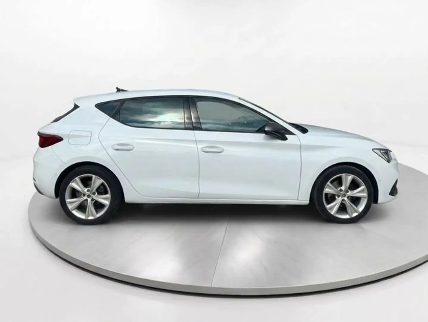 SEAT Leon 1.0 TSI S&S FR 25º Aniversario 110 Blanco - 2
