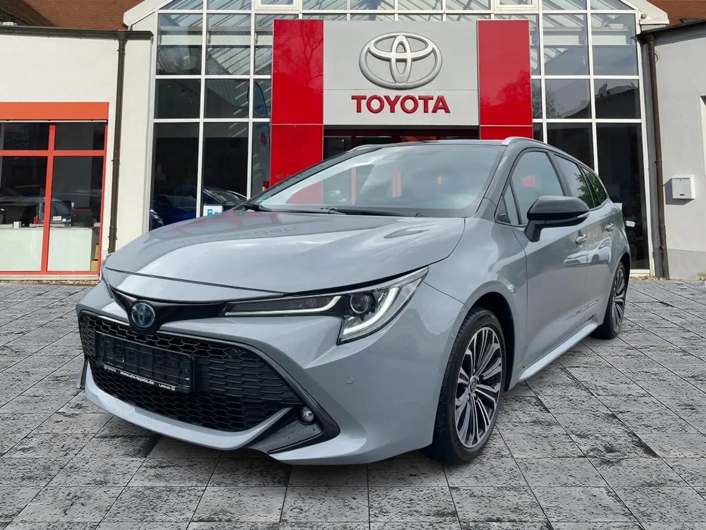 Toyota Corolla TS 2.0 Hybrid Team D CloudNav*KAM*DAB*SHZ Сірий - 2