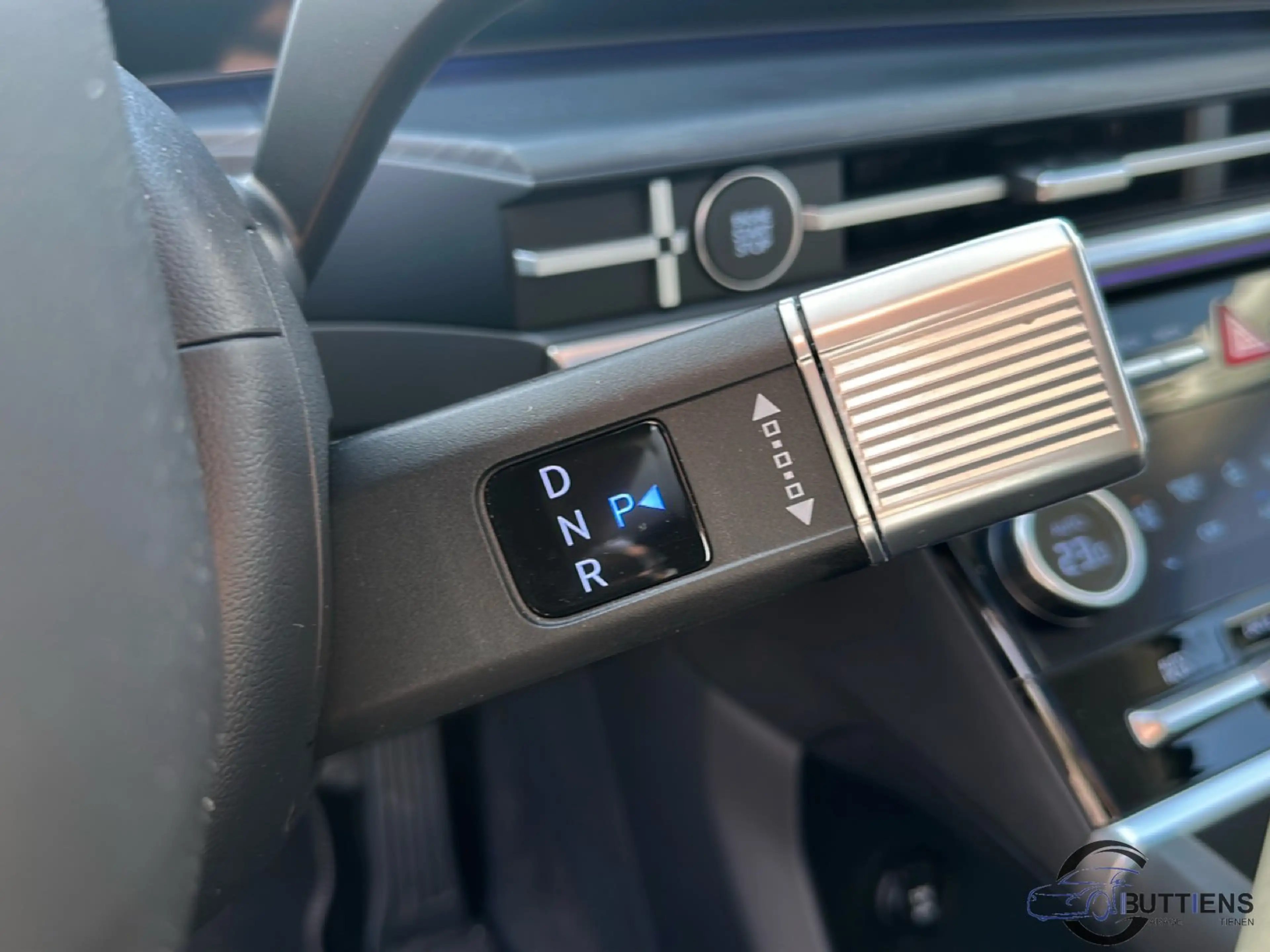 Hyundai SANTA FE T-GDi HEV Shine — photo 14