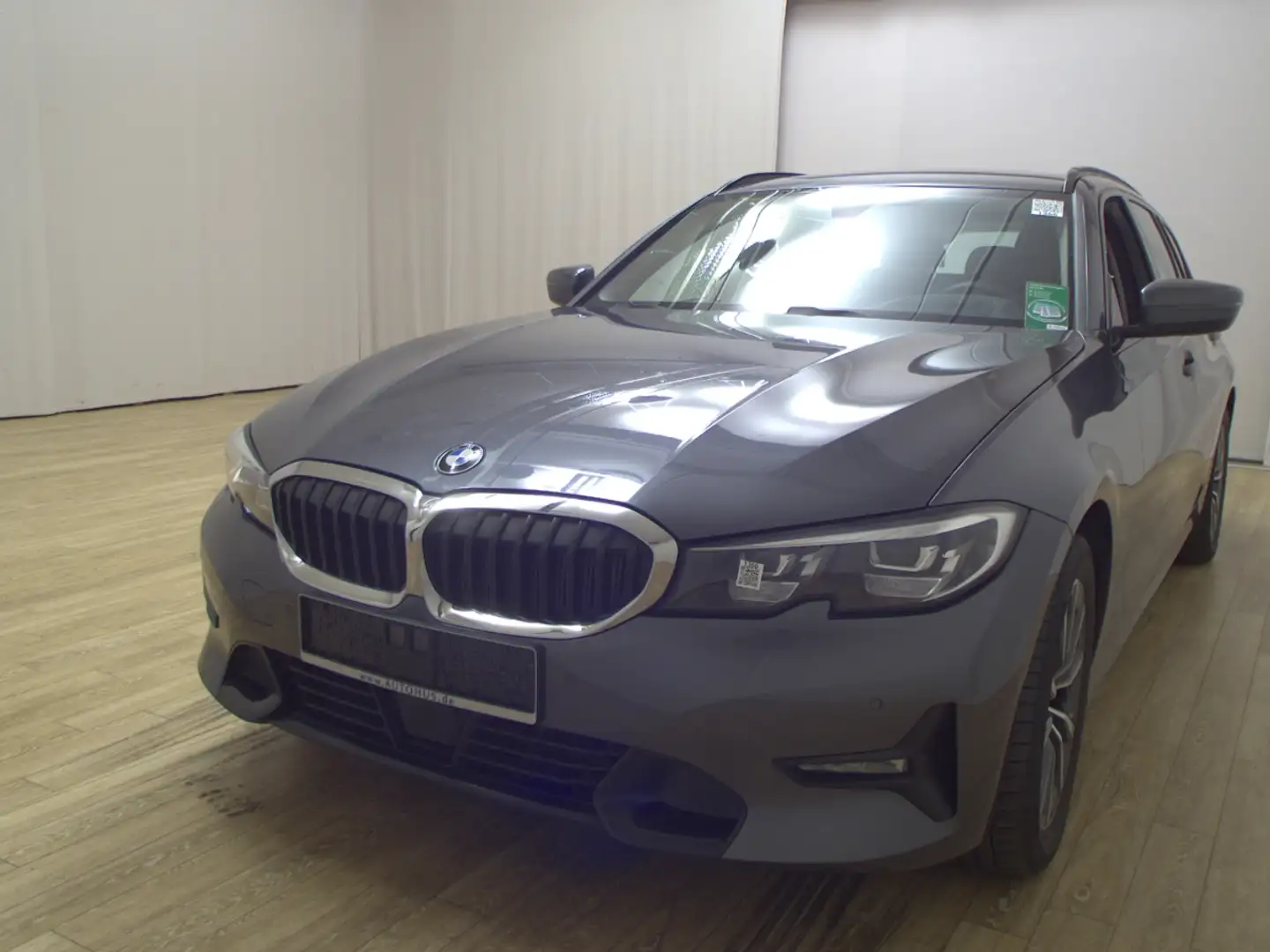 BMW 320 dA Touring Sport-Line T-Leder Navi LC Pro HuD Grau - 2