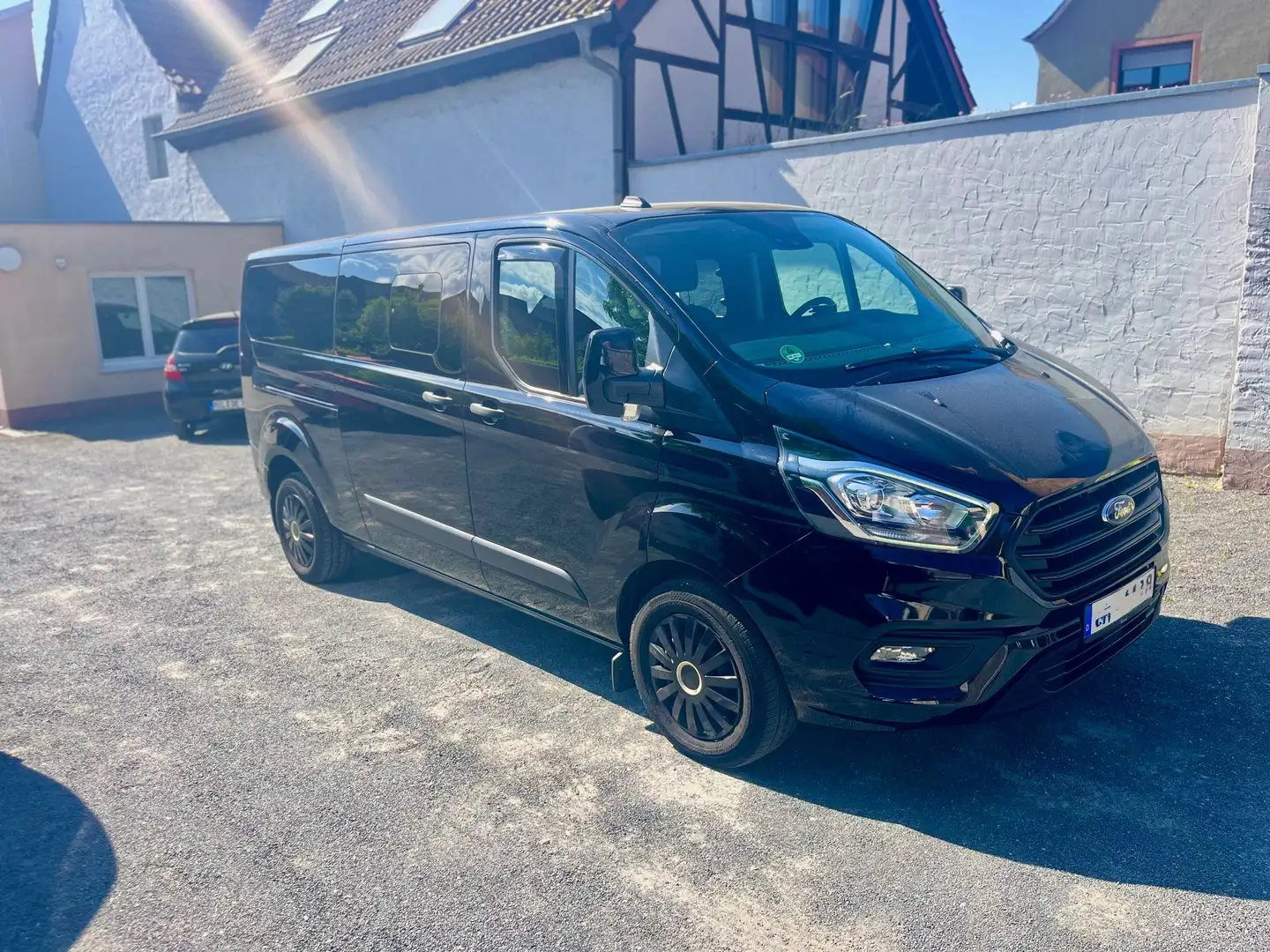Ford Transit Custom Transit Custom 320 L2H1 VA MH Trend Schwarz - 1