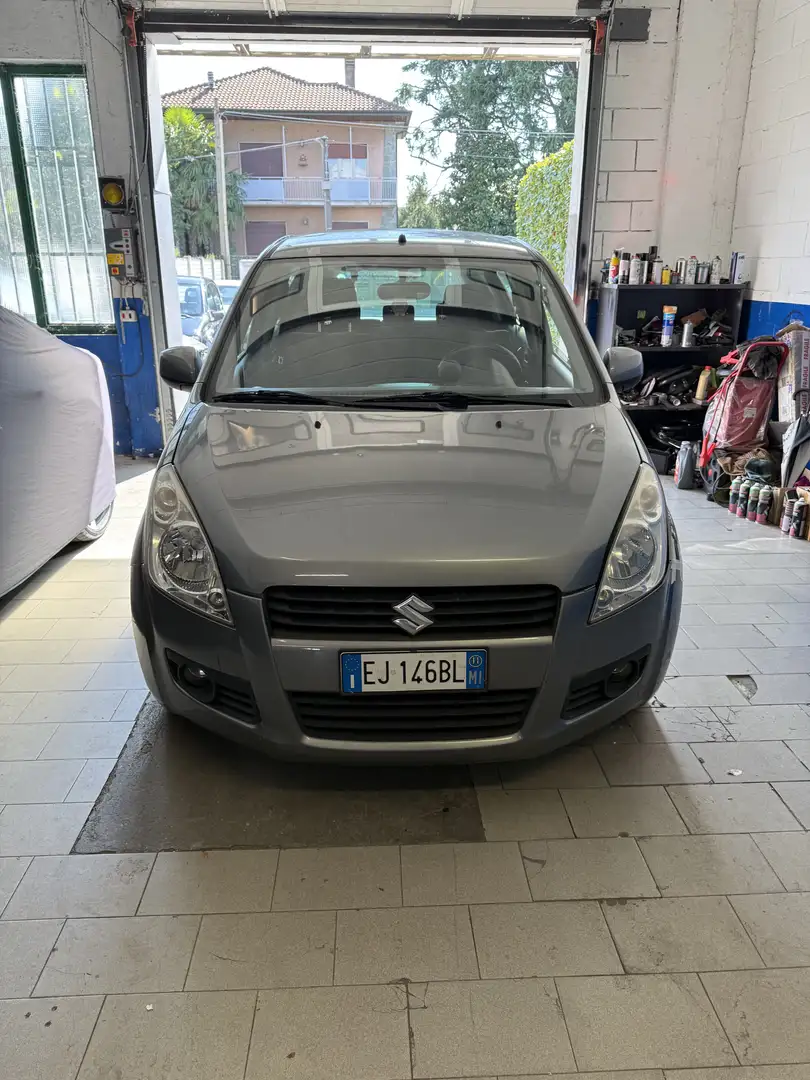 Suzuki Splash 1.0 L E5 - 1