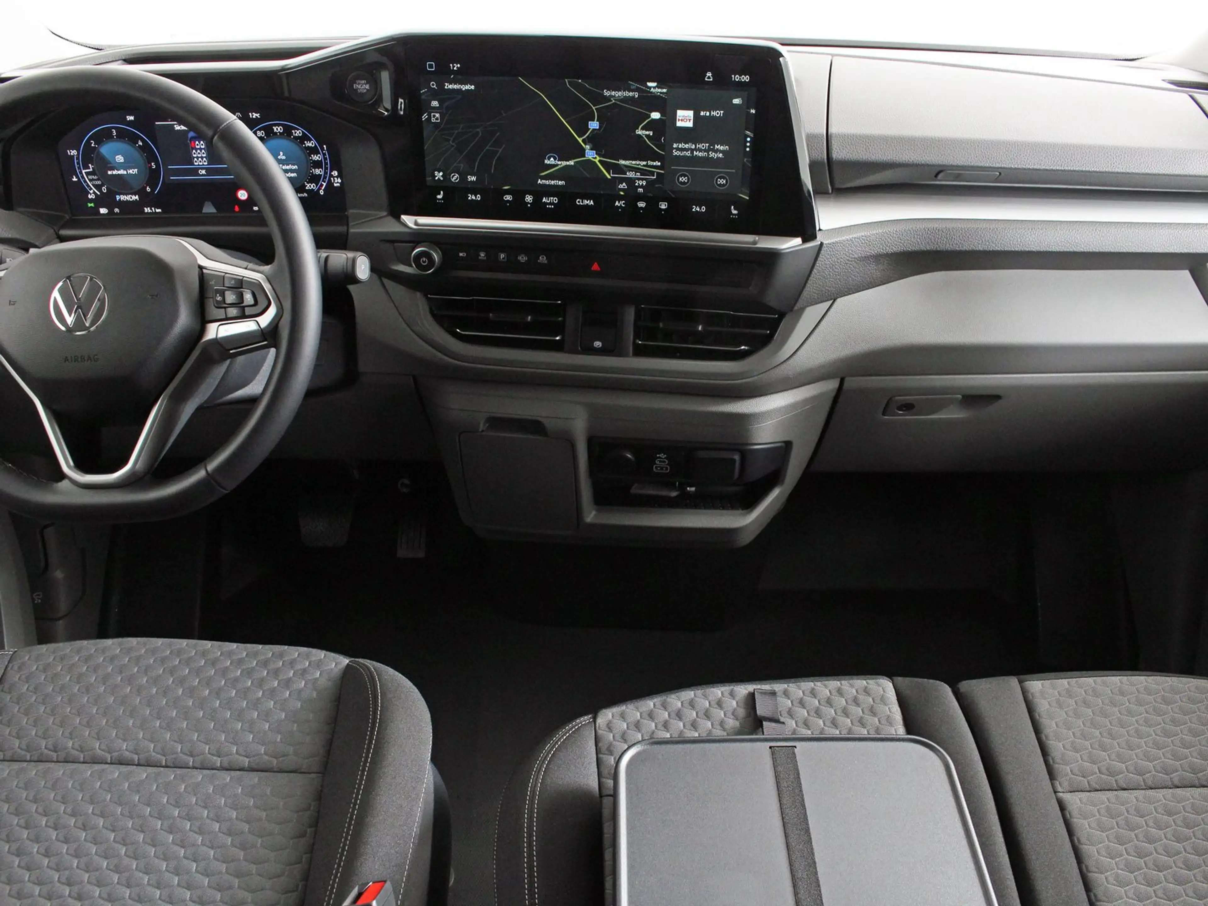 Volkswagen T7 Caravelle VW T7 Caravelle Life LR TDI 4MOTION — photo 9