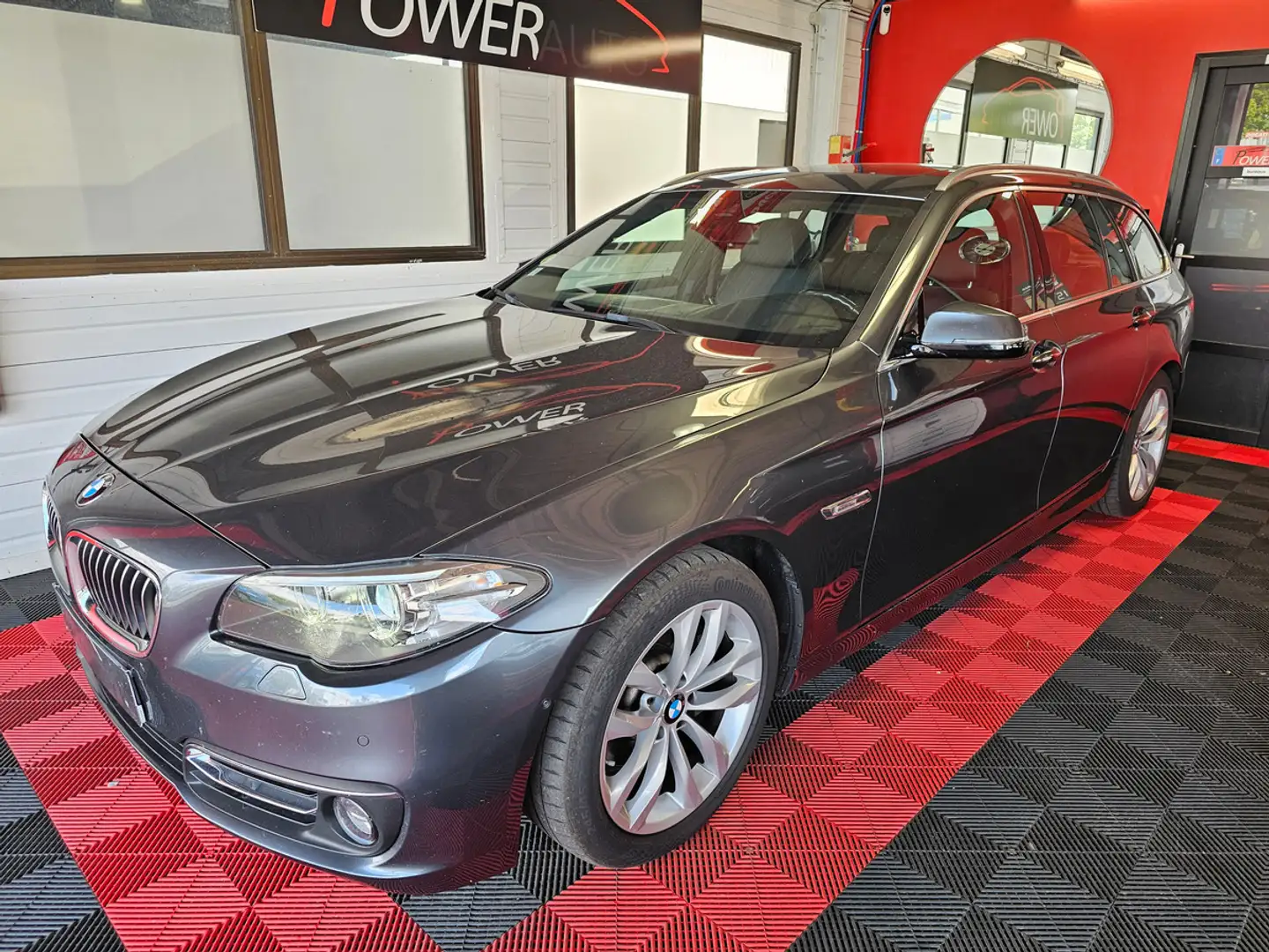 BMW 520 520 tour 169009kms Grau - 1