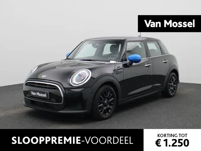 MINI One Mini 1.5 Business Edition | NAVIGATIE | PARKEERSEN
