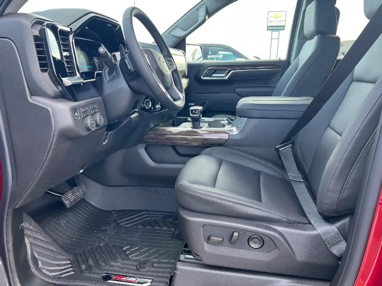 Chevrolet Silverado 1500 photo Chevrolet Silverado 1500