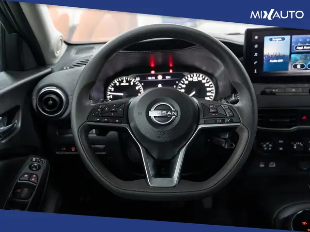Nissan Juke view 12