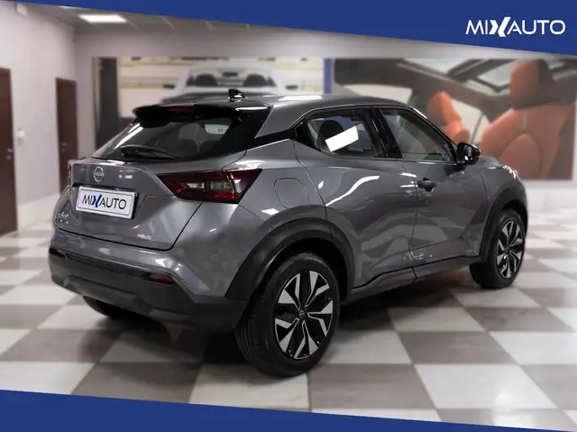 Nissan Juke view 5