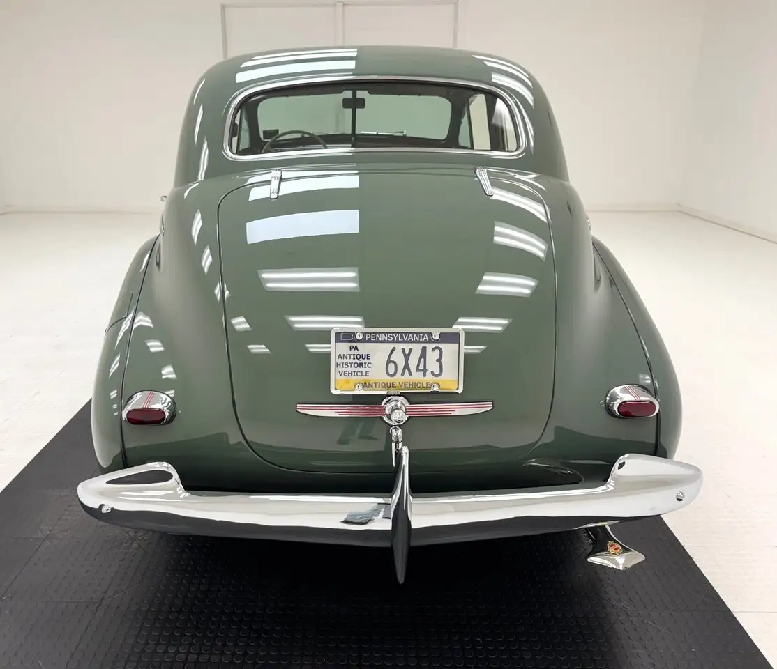Oldsmobile Custom Cruiser 4 Door Touring Sedan, foto 4