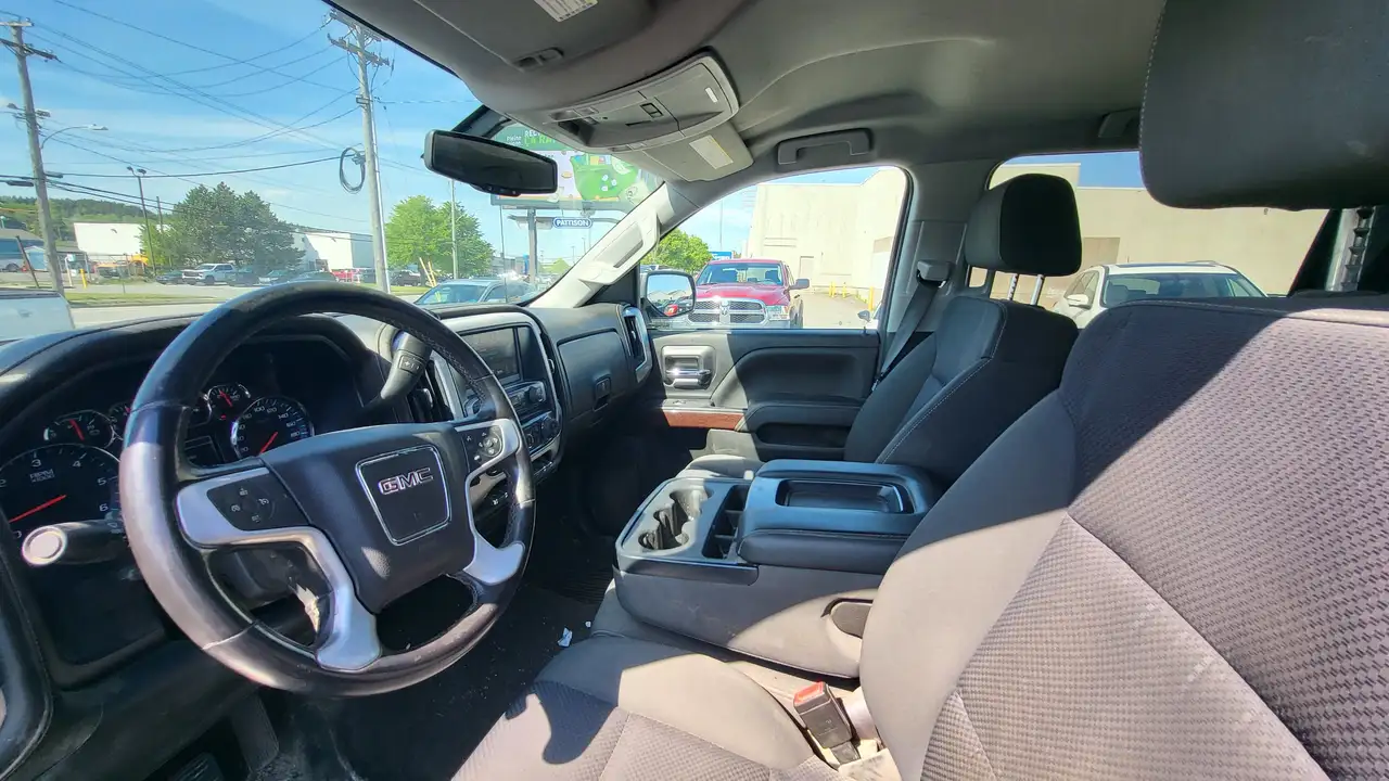 GMC Sierra 1500 снимка GMC Sierra 1500