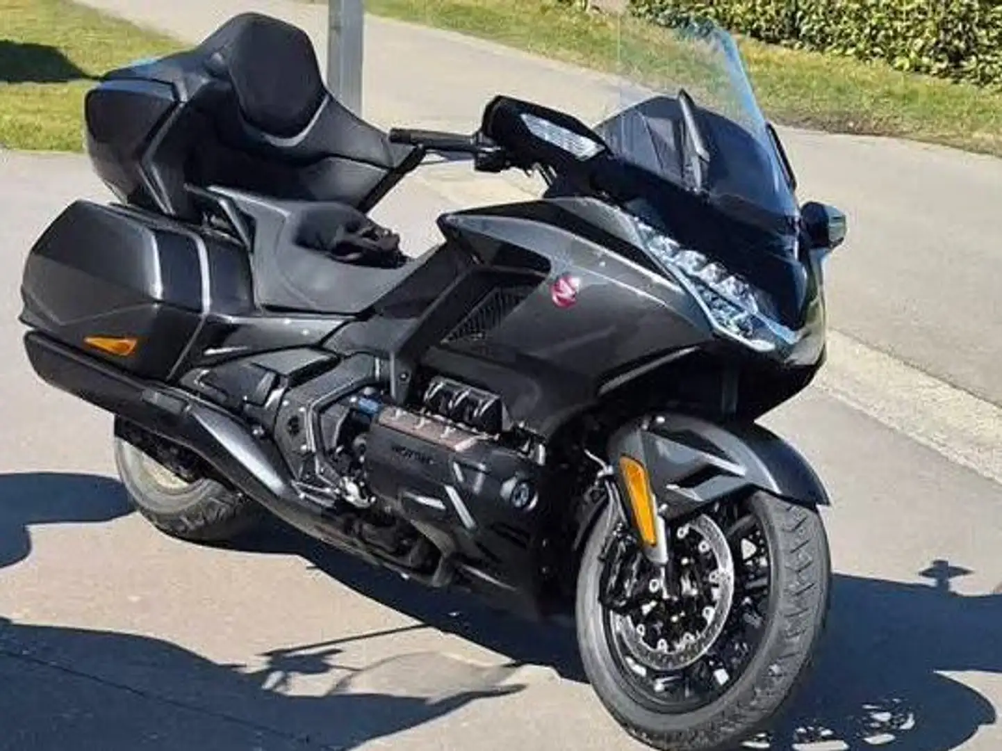Honda Gold Wing Noir - 1