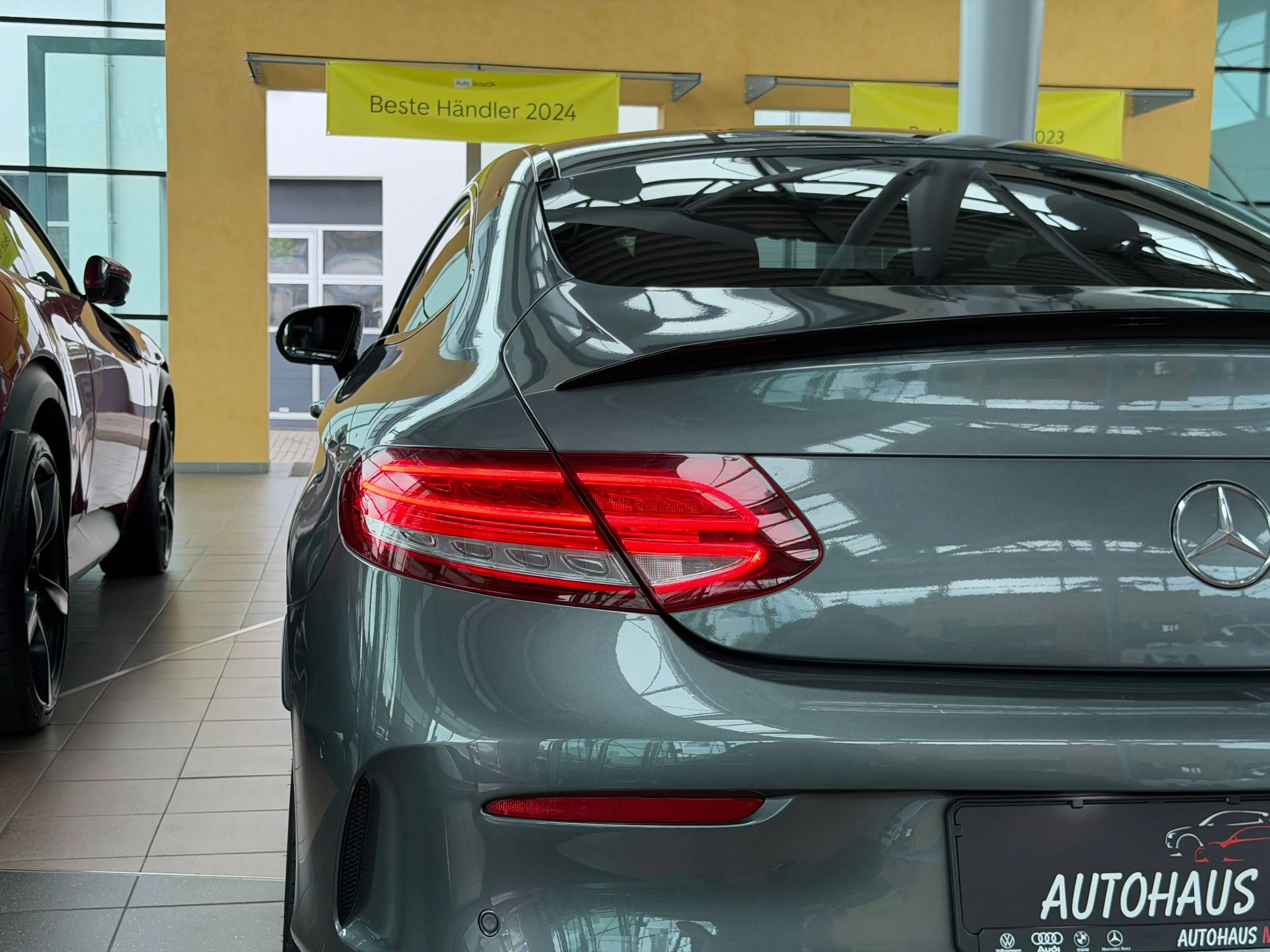 Mercedes-Benz C 43 AMG C 43 AMG Carbon Burmester Per. AGA 360° 19" — photo 13