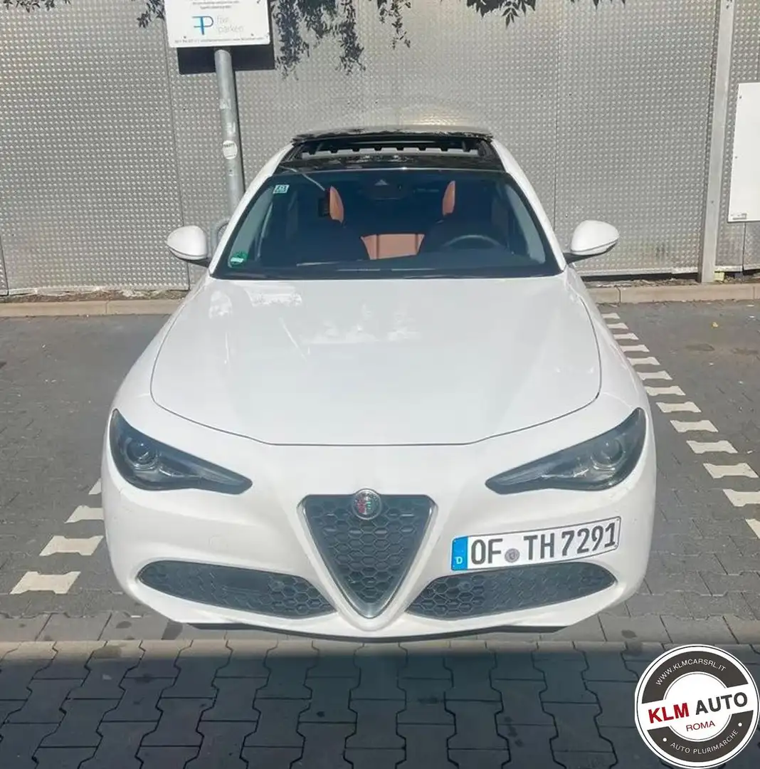 Alfa Romeo Giulia 2.2 Turbodiesel 180 CV AT8 Super Tetto Apribile Blanc - 2