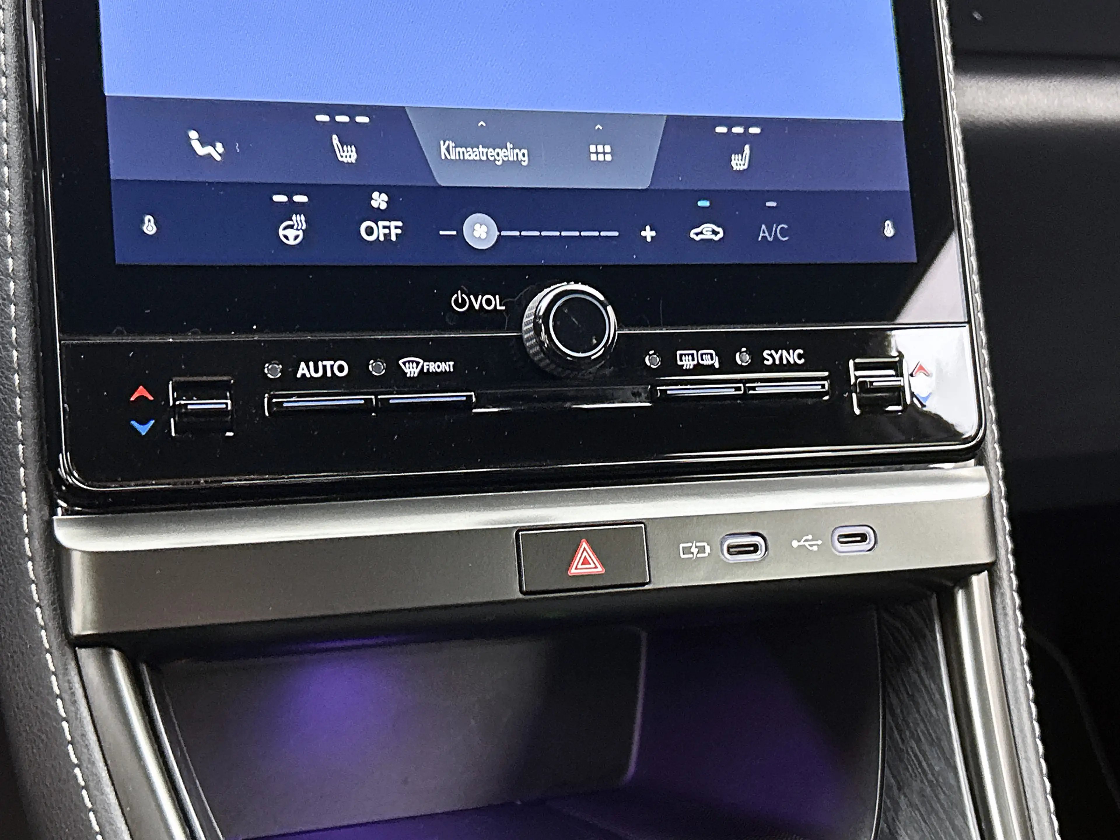 Lexus LBX Relax 2WD | BTW Voertuig | Premium uitgevoerd | De — photo 11