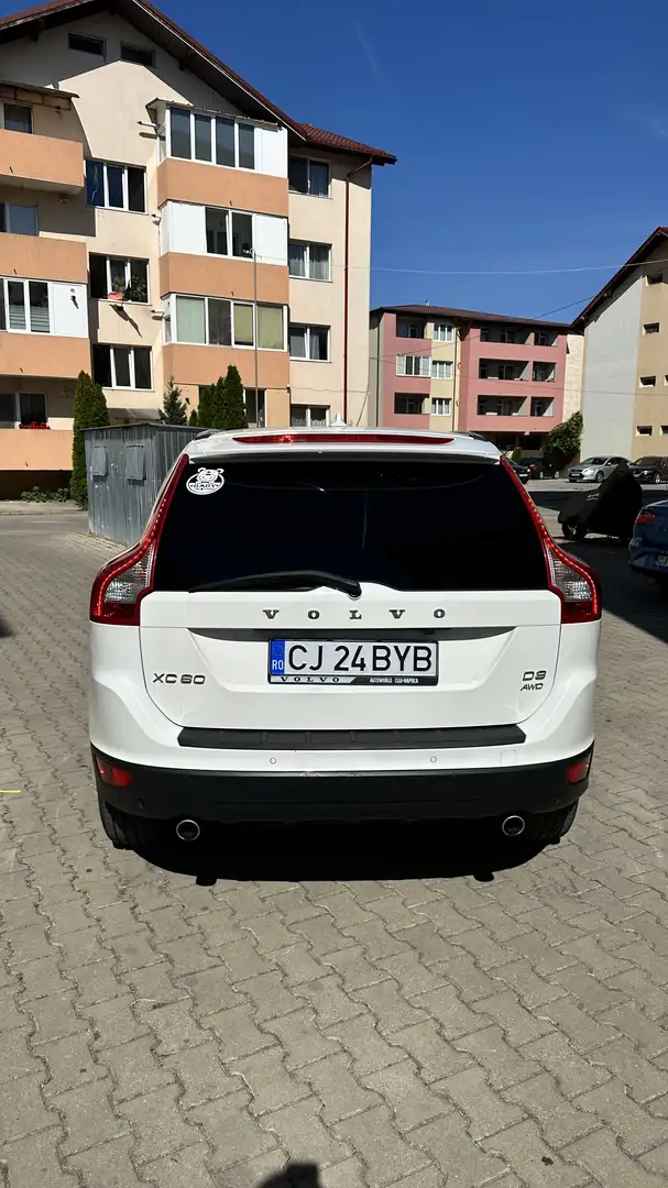 Volvo XC60 D3 AWD Aut. Momentum - 2