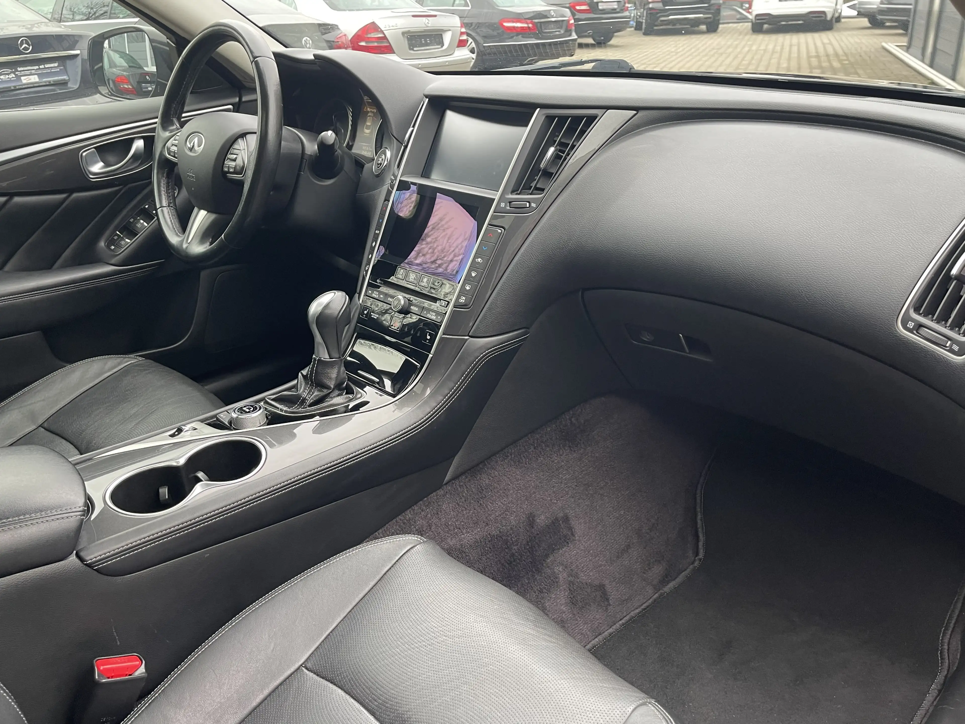 Infiniti Q50 2.2 D Premium Automatik Limousine TopGepflegt Voll — photo 3