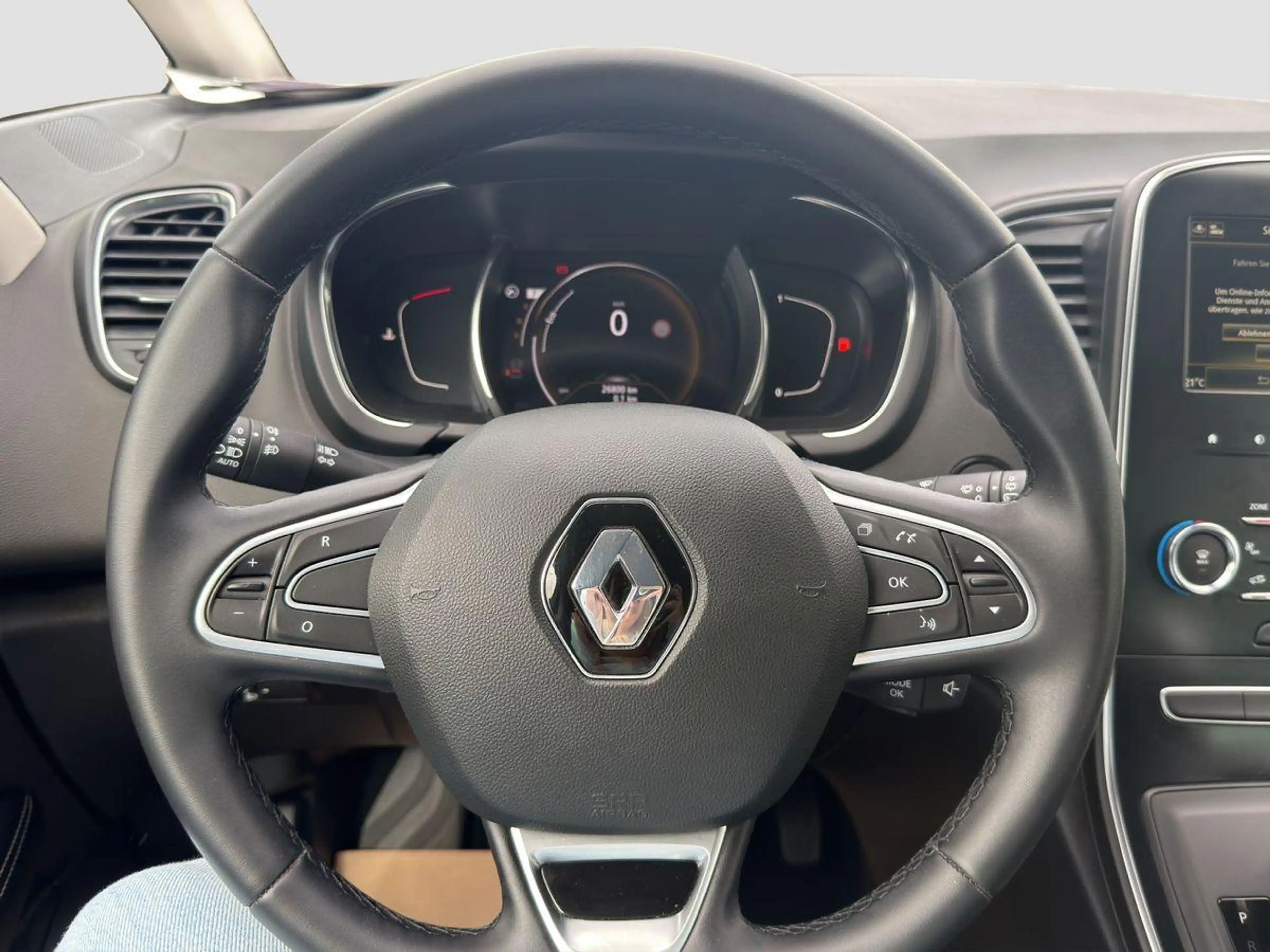 Renault Grand Scenic Grande Scenic Equilibre 1.3 TCE EDC — photo 10