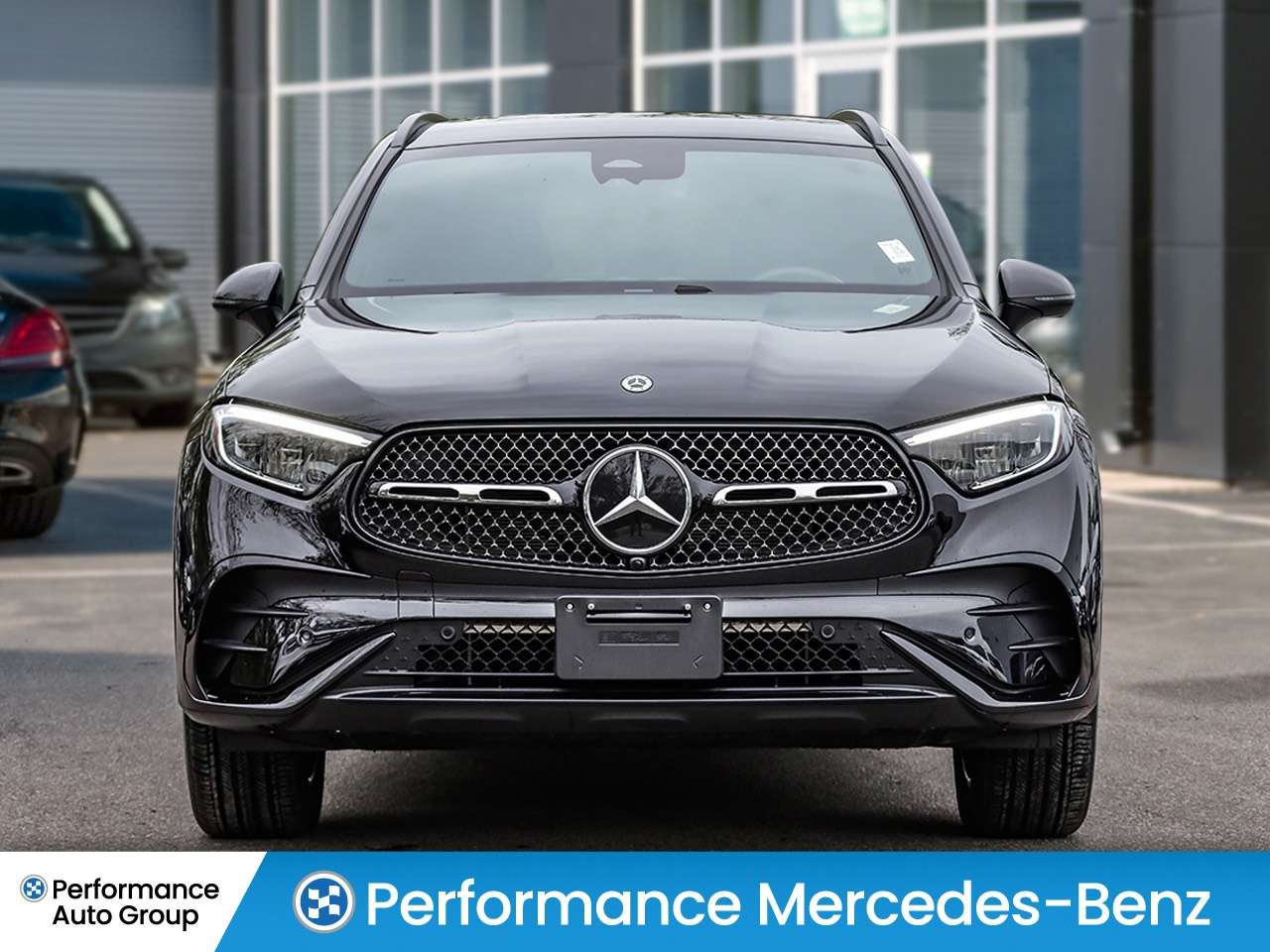 2025 Mercedes-Benz GLC 1-Owner|CPO|AccidentFree|AMGInt/ExtPk|TrailerHitch — снимка 1