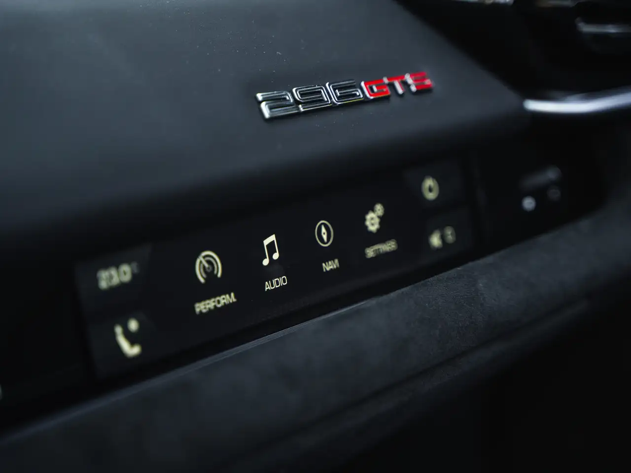 Ferrari 296 GTS снимка Ferrari 296 GTS