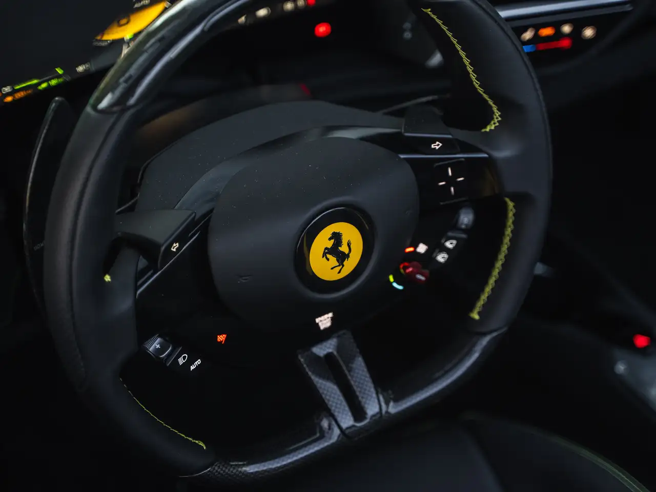 Ferrari 296 GTS снимка Ferrari 296 GTS