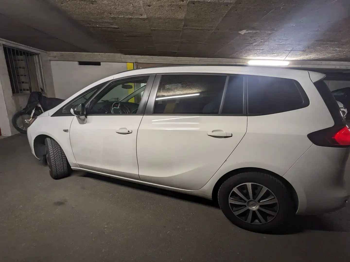 Opel Zafira Tourer 2,0 CDTI Ecotec Edition Weiß - 2
