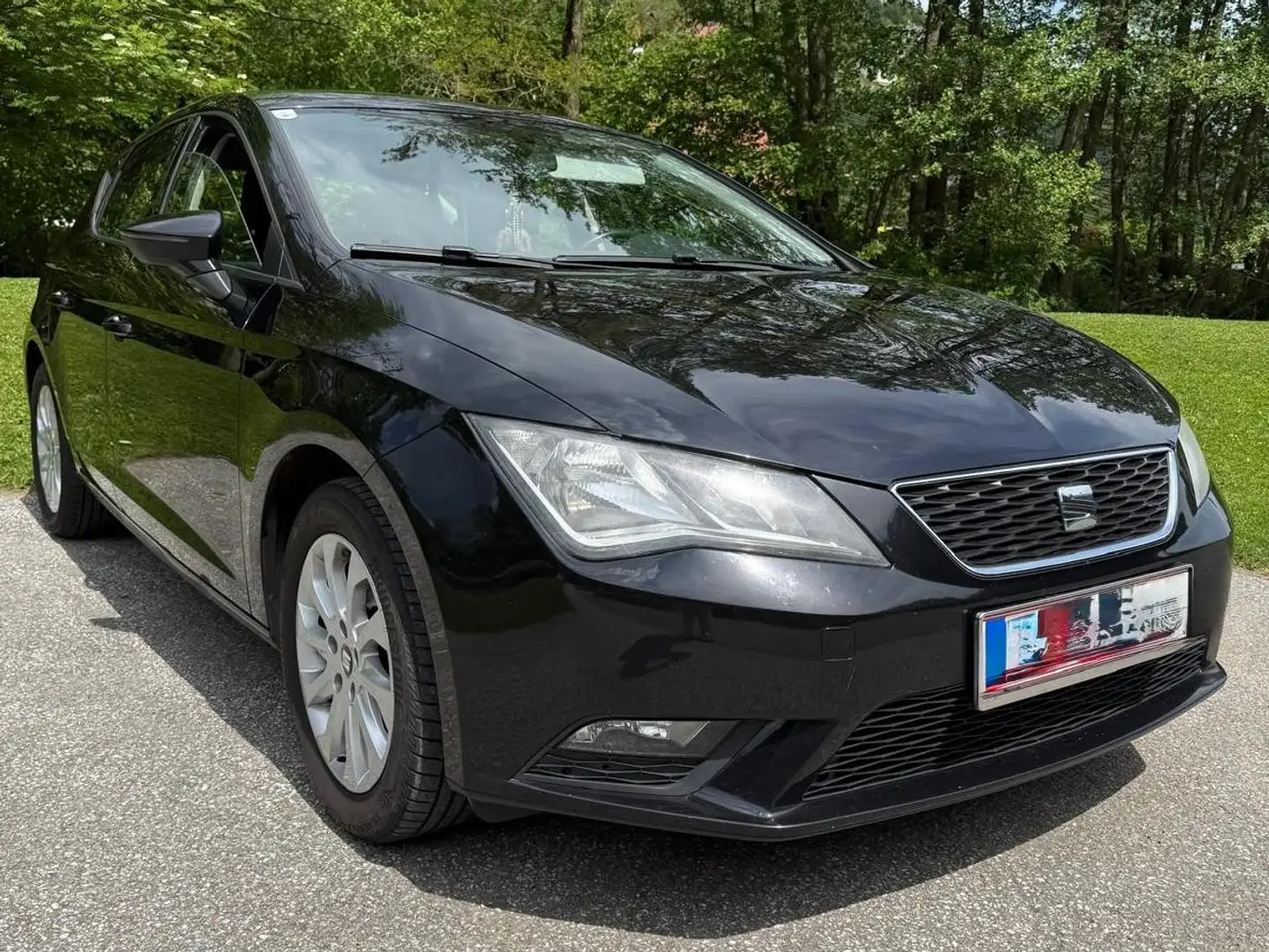 SEAT Leon Leon Reference 1,2 TSI Reference Schwarz - 2