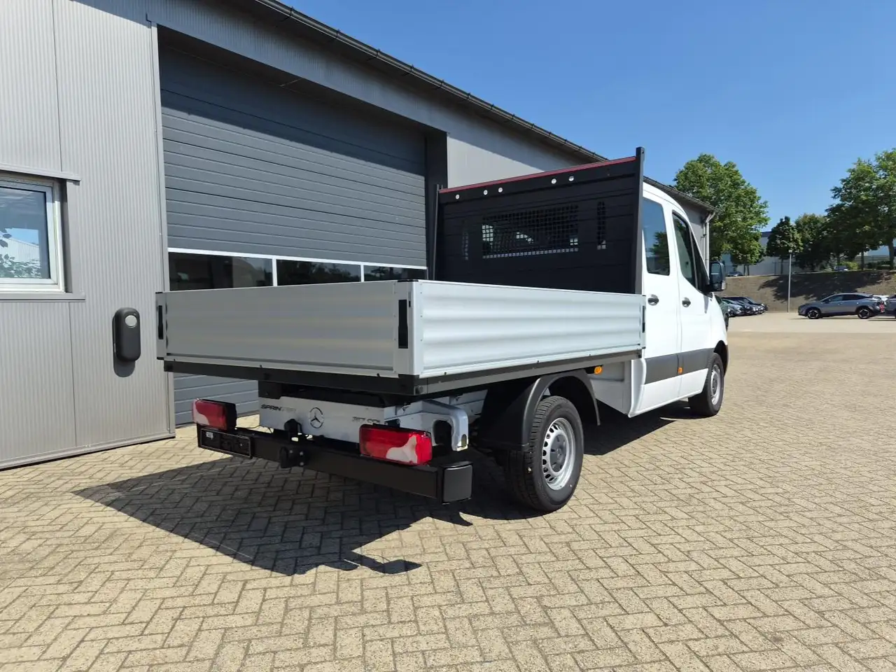 Mercedes-Benz Model not specified 2026