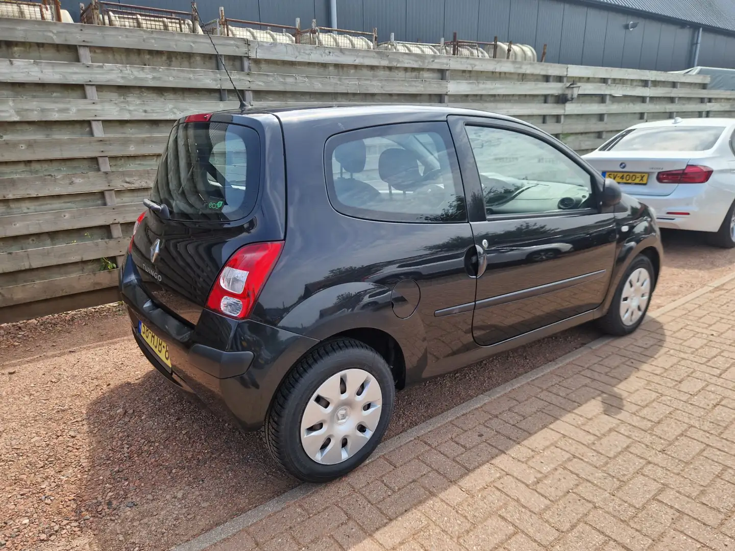 Renault Twingo 1.2 Authentique Airco Noir - 2