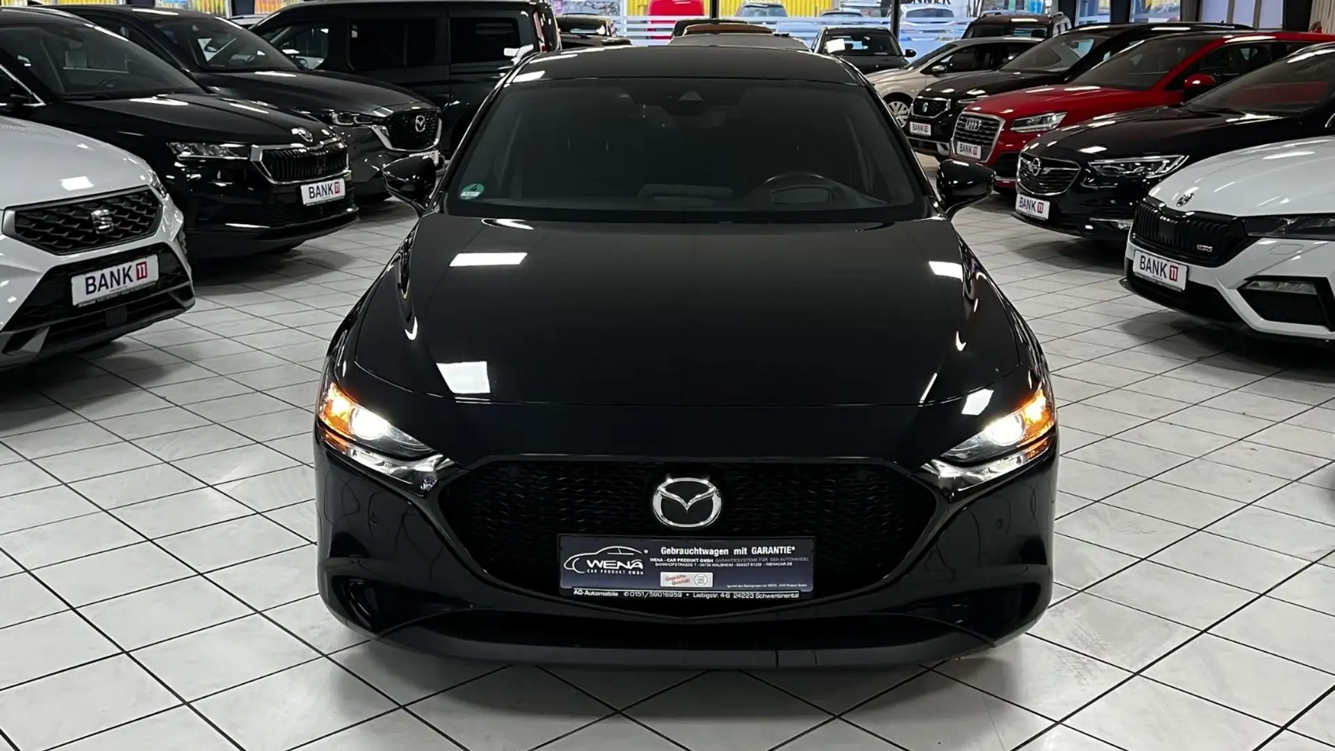 Mazda 3 Lim. 5-trg. Selection TÜV&AU neu&Garantie Schwarz - 1