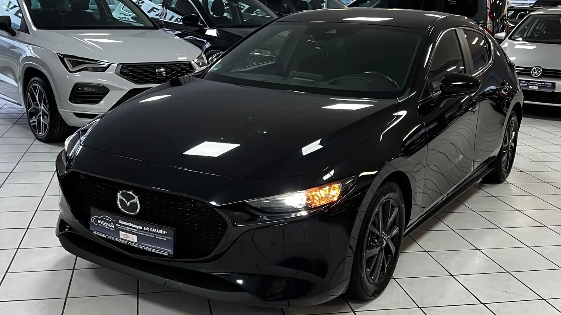 Mazda 3 Lim. 5-trg. Selection TÜV&AU neu&Garantie Schwarz - 2