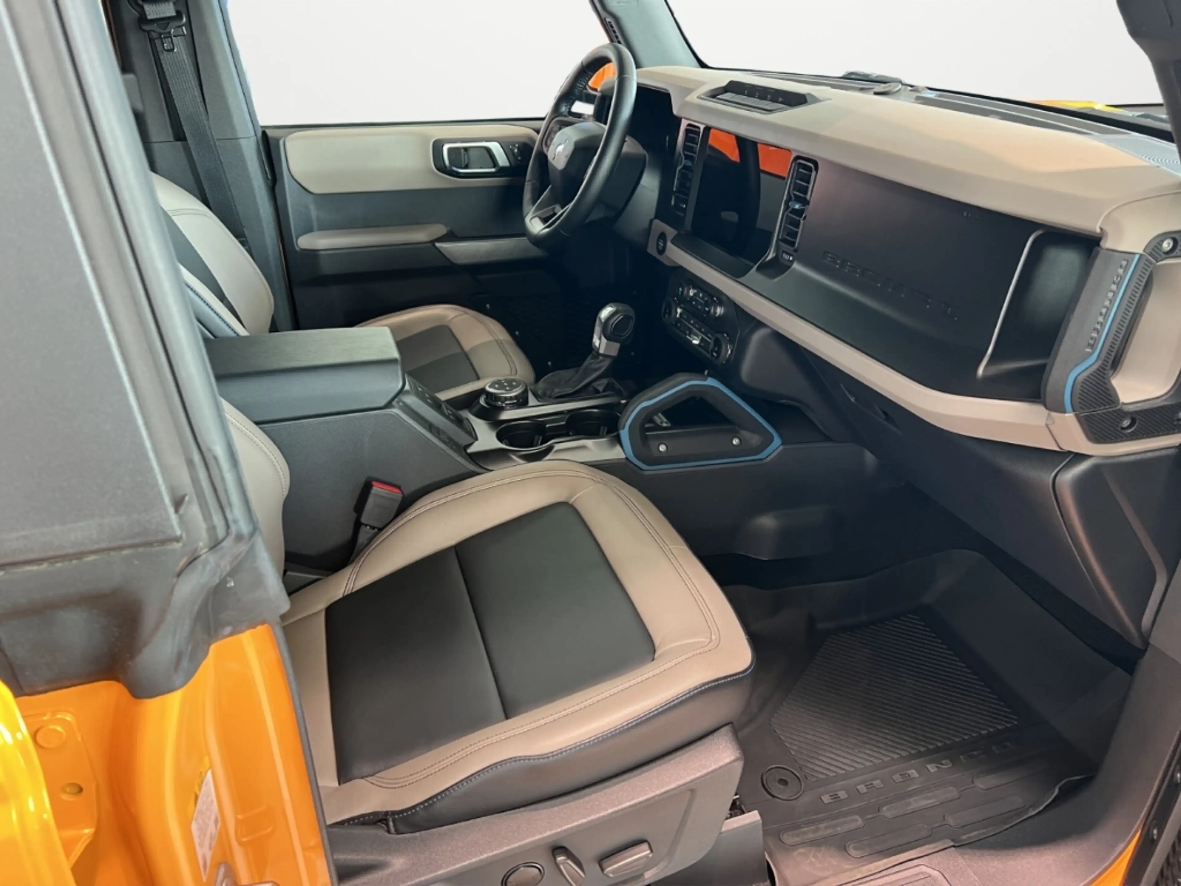 Ford Bronco V6 Wildtrak SASQUATCH 4x4/Hard-Top — photo 12