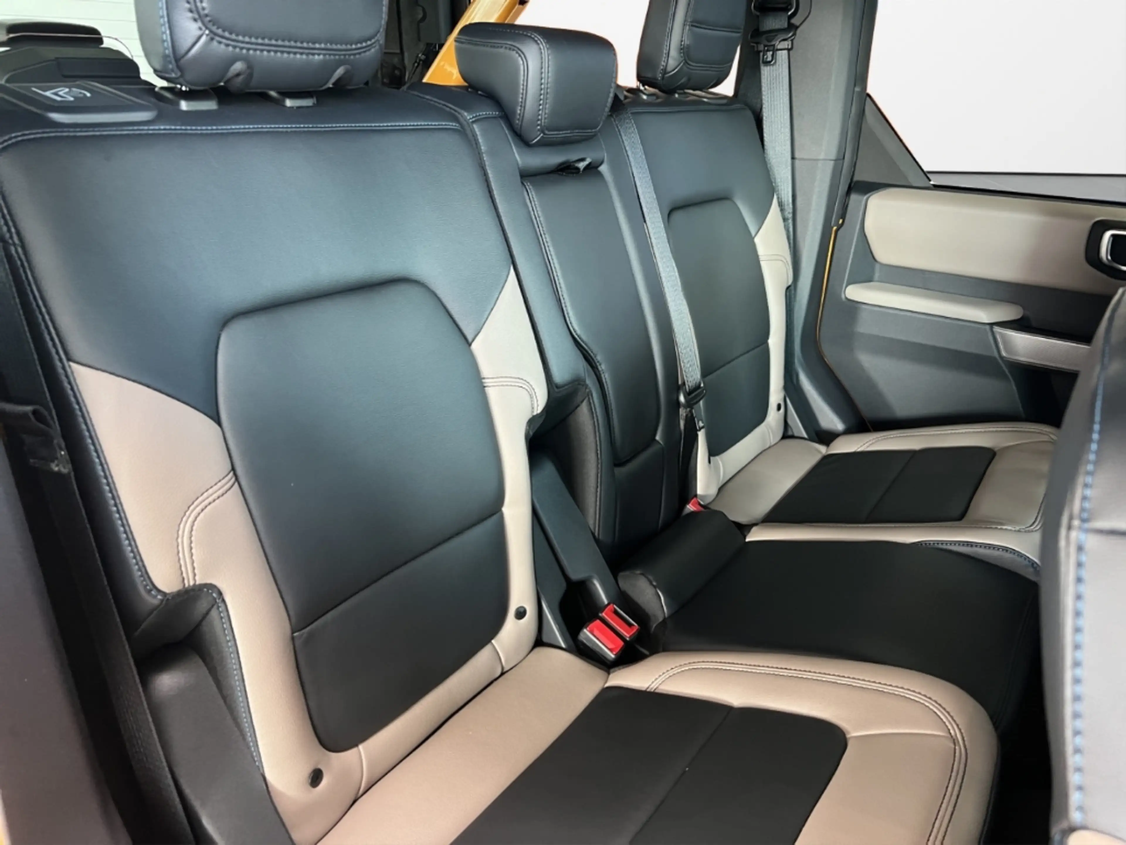Ford Bronco V6 Wildtrak SASQUATCH 4x4/Hard-Top — photo 13