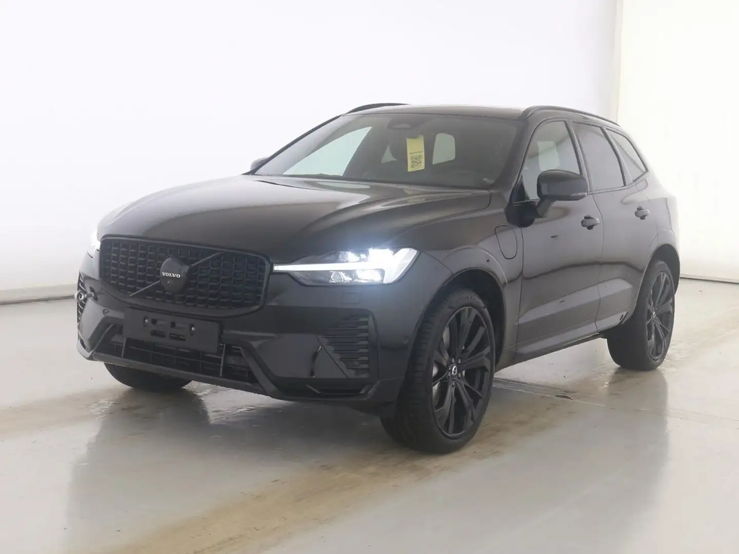 Volvo XC60 Plus Black Edition Plug-In Hybrid*B&W*PIXEL Schwarz - 1