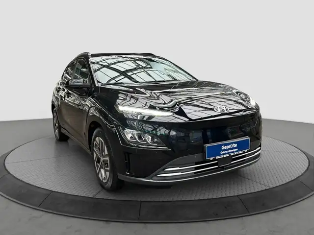 Hyundai KONA TREND (100kW) *NAVI*KRELL*CAM*LED*