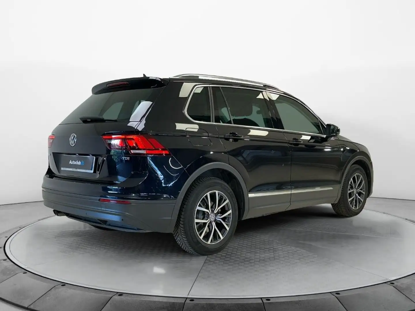 Volkswagen Tiguan 1.6 tdi Style 115cv Nero - 2