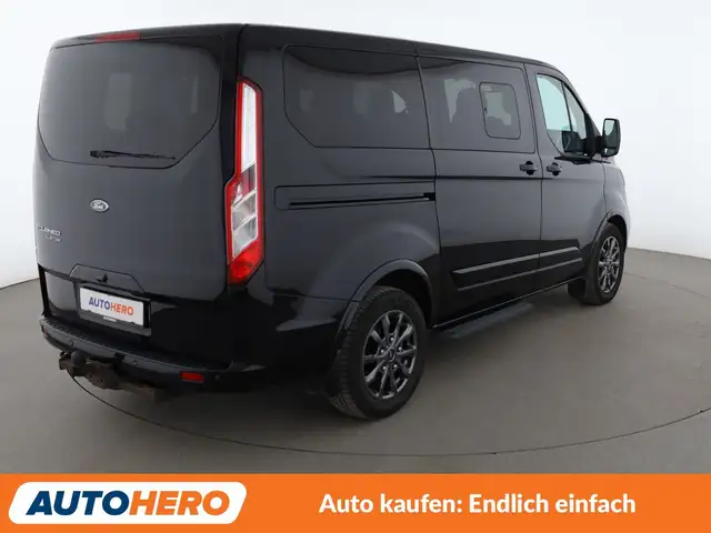 Ford Tourneo Custom view 6