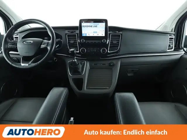 Ford Tourneo Custom view 12