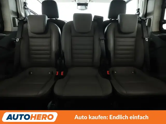Ford Tourneo Custom view 15