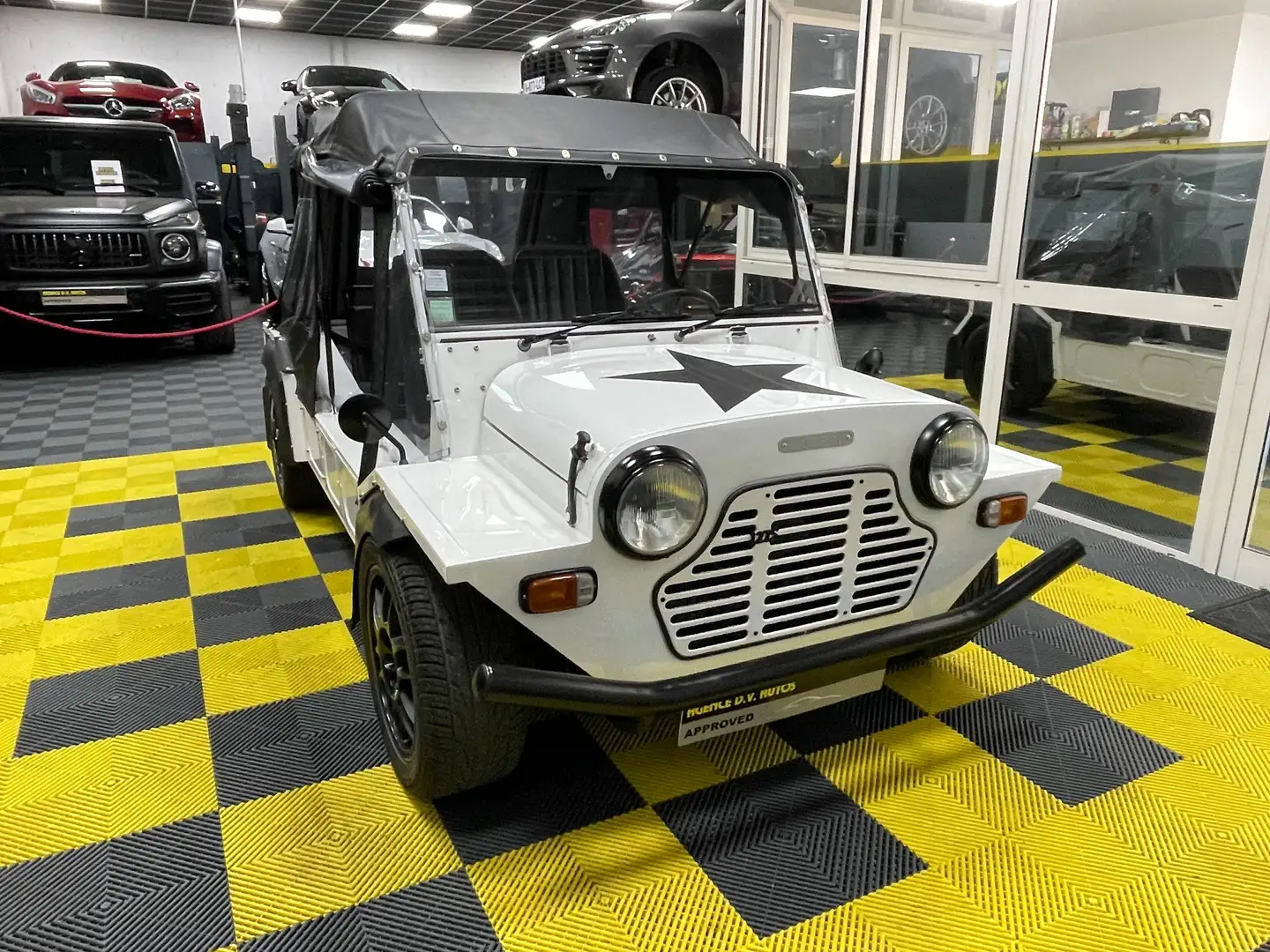 Austin Mini Moke Blanc - 2