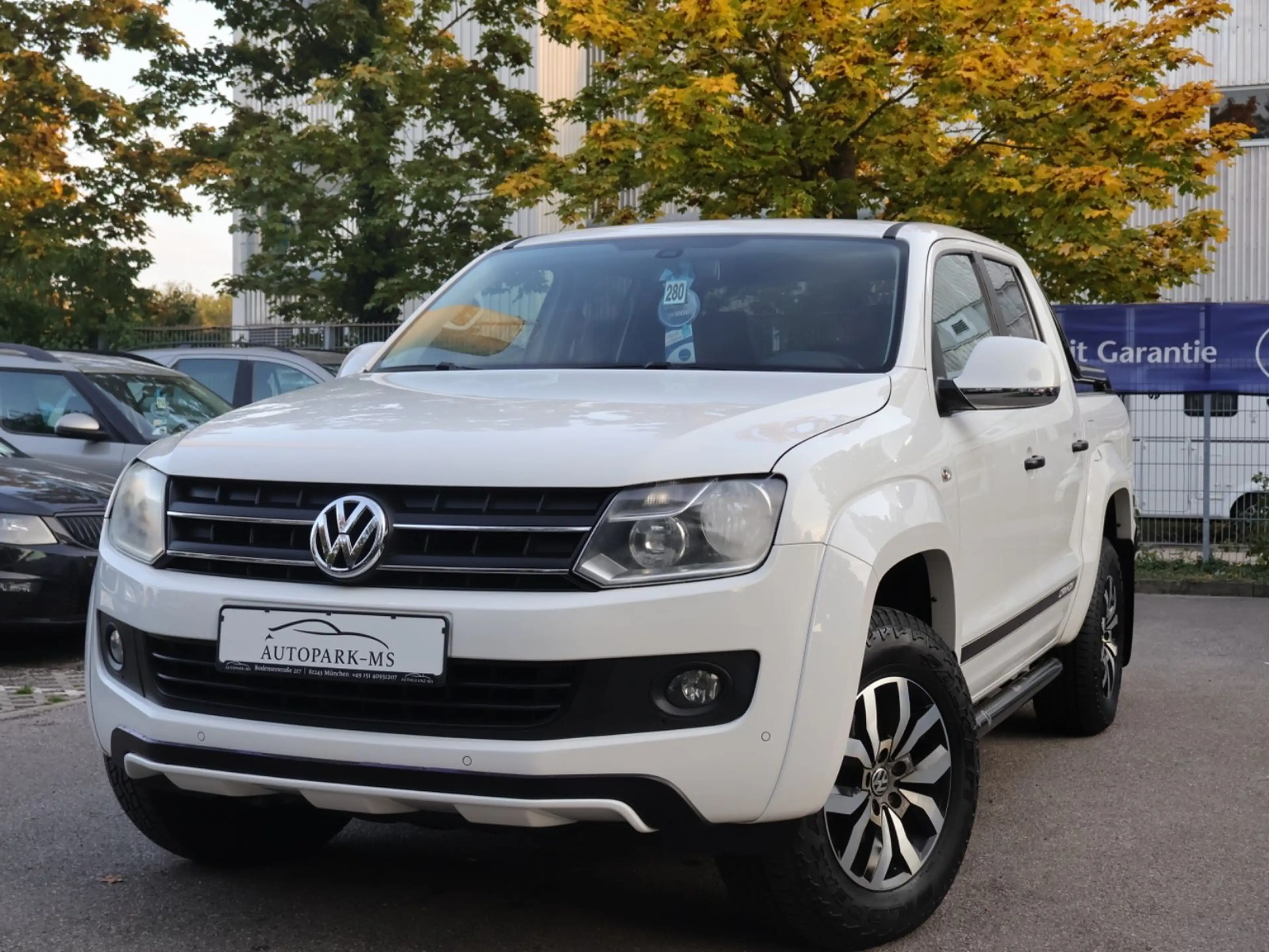 Volkswagen Amarok Canyon DoubleCab 4Motion LEDER-NAVI-AHK
