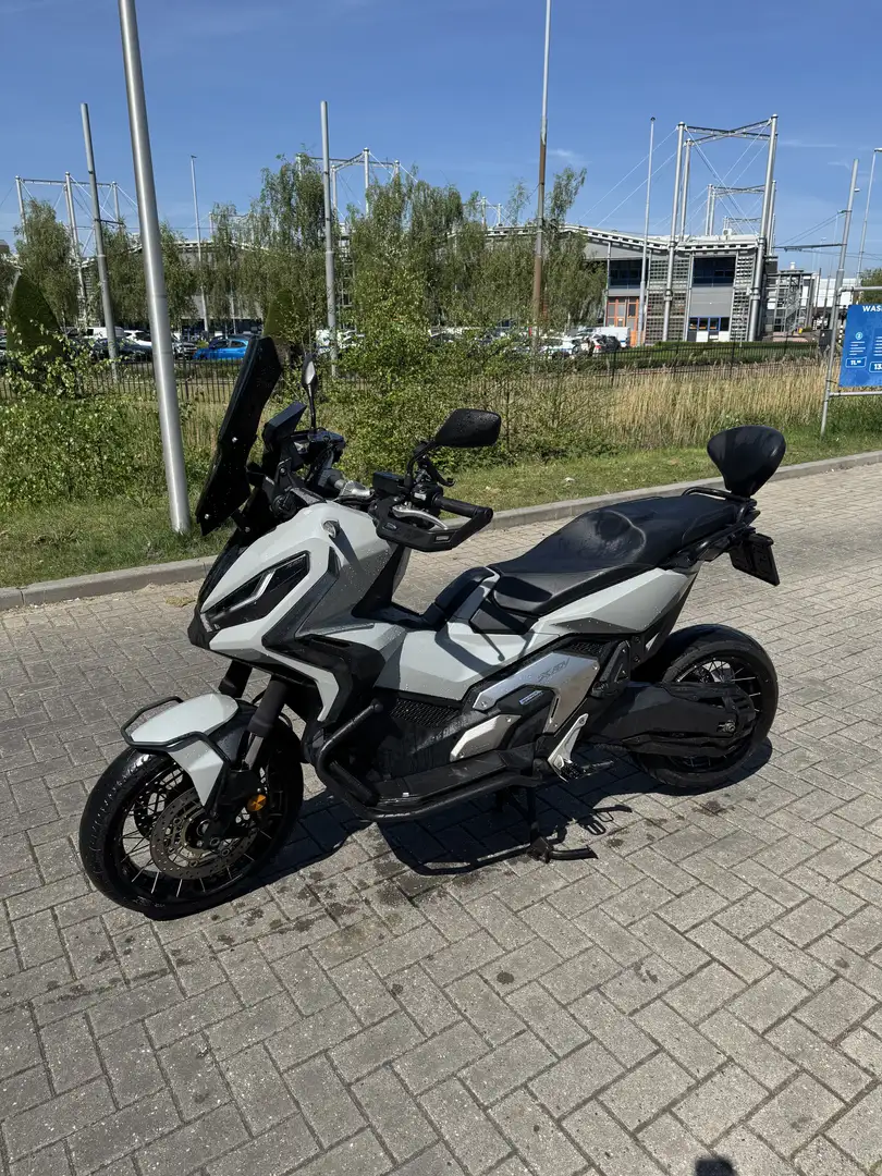 Honda X-ADV Honda X-Adv - 1