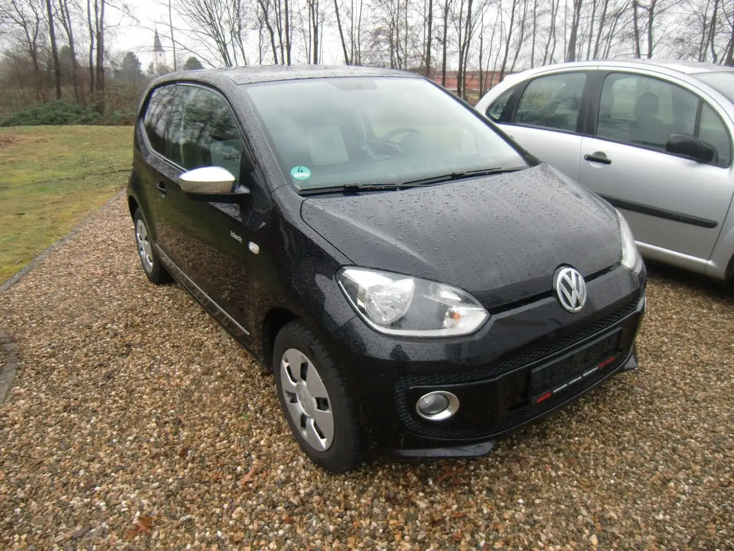 Volkswagen up! black up!/Mod.2013/Pano/Navi/Klima/Sitzh/ALU Negro - 2